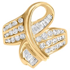 Anello cocktail in oro giallo 14K con diamanti incastonati a canale da 1 1/3 Cttw