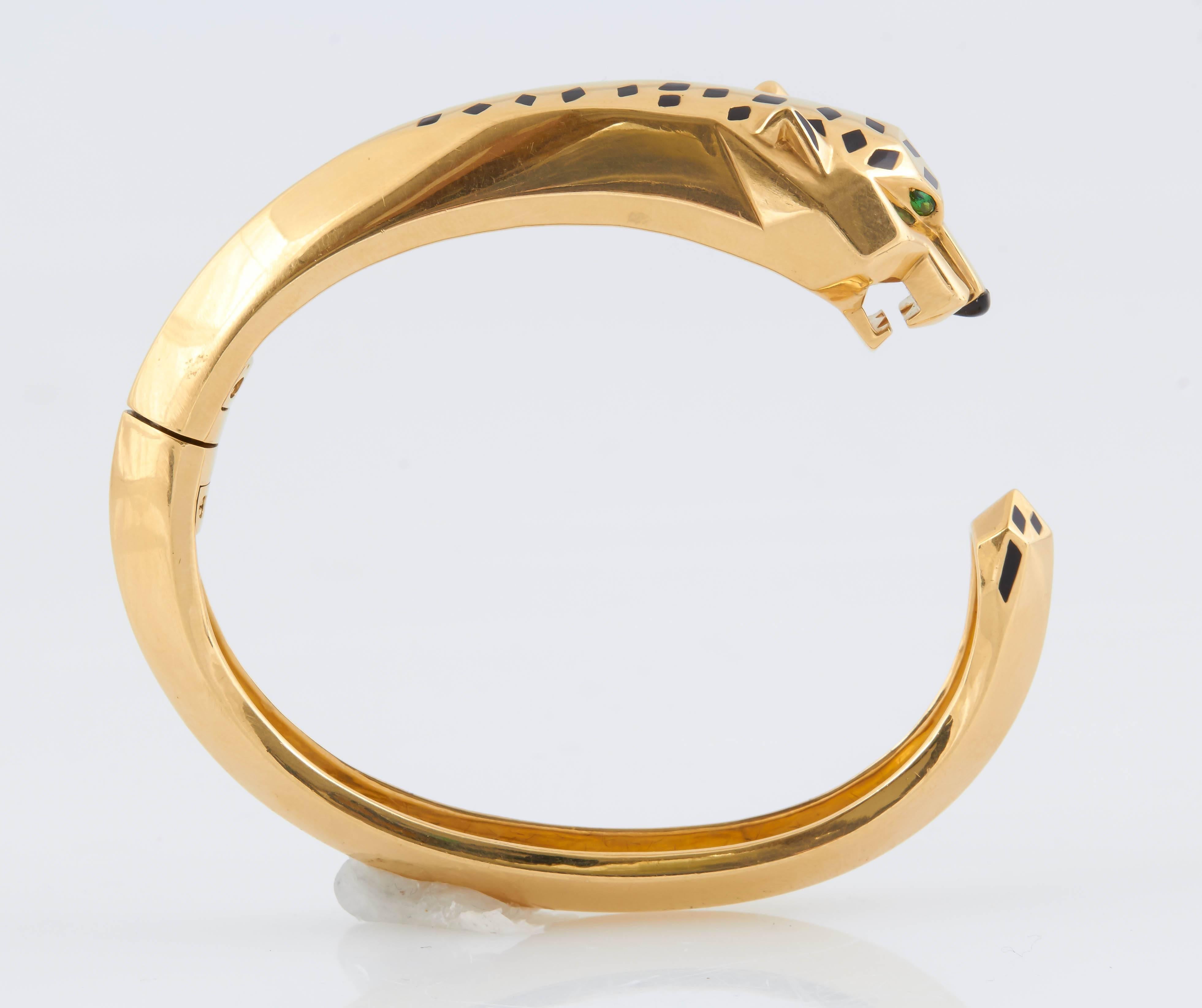 Cartier Panthere Gold Bangle Bracelet In Excellent Condition In New York, NY