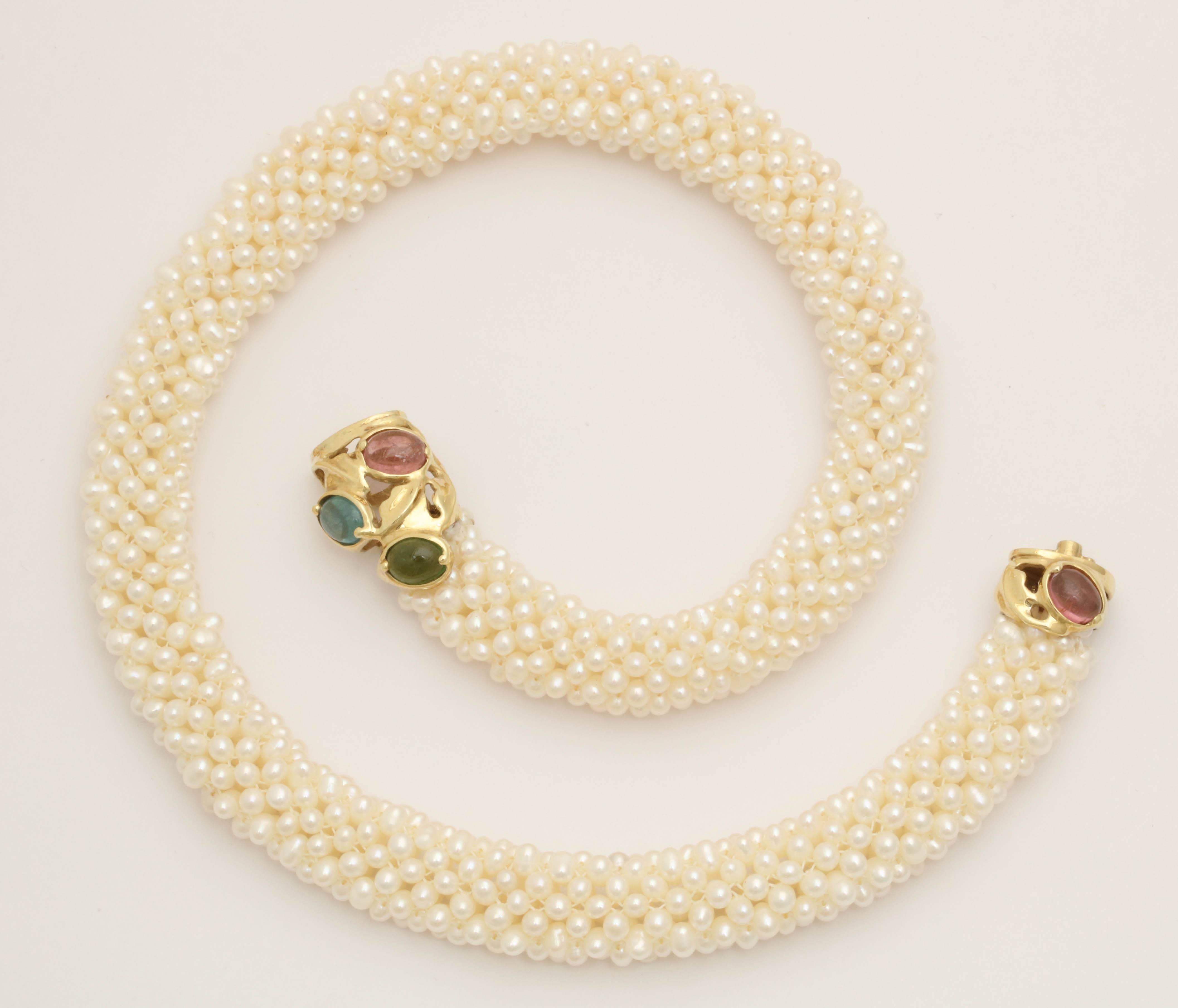 Women's 1980s Pearl Collar with Multicolored Semi Precious Gem Stones Gold Necklace For Sale