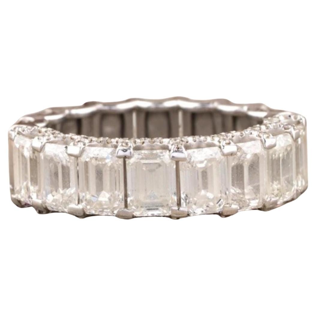 Emerald Cut Natural Diamond Eternity Band Ring in 14k Solid Gold (Certified) For Sale