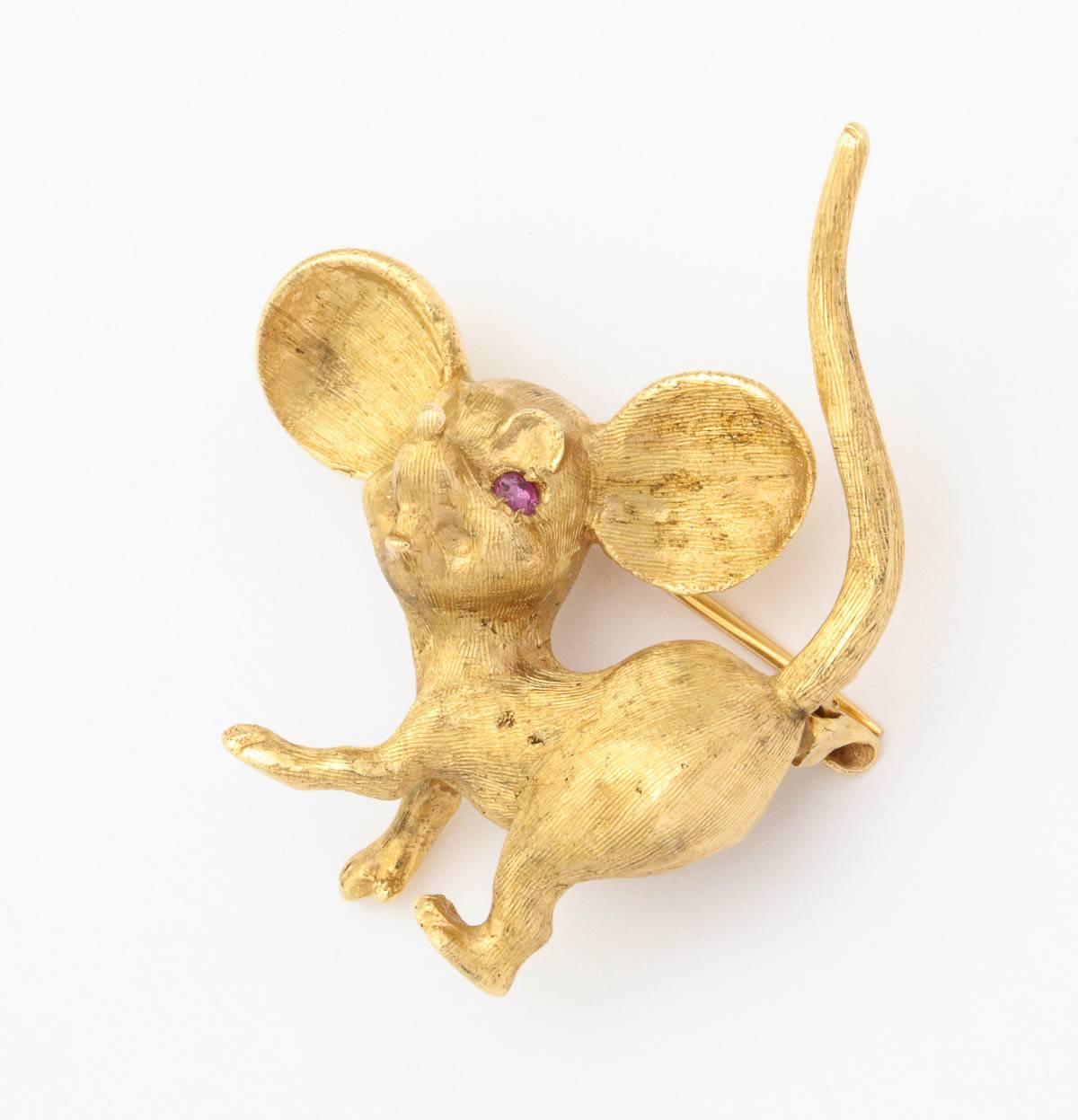 Contemporary Cartier yellow gold Mouse in the House 
