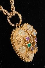 Regency Regard Locket