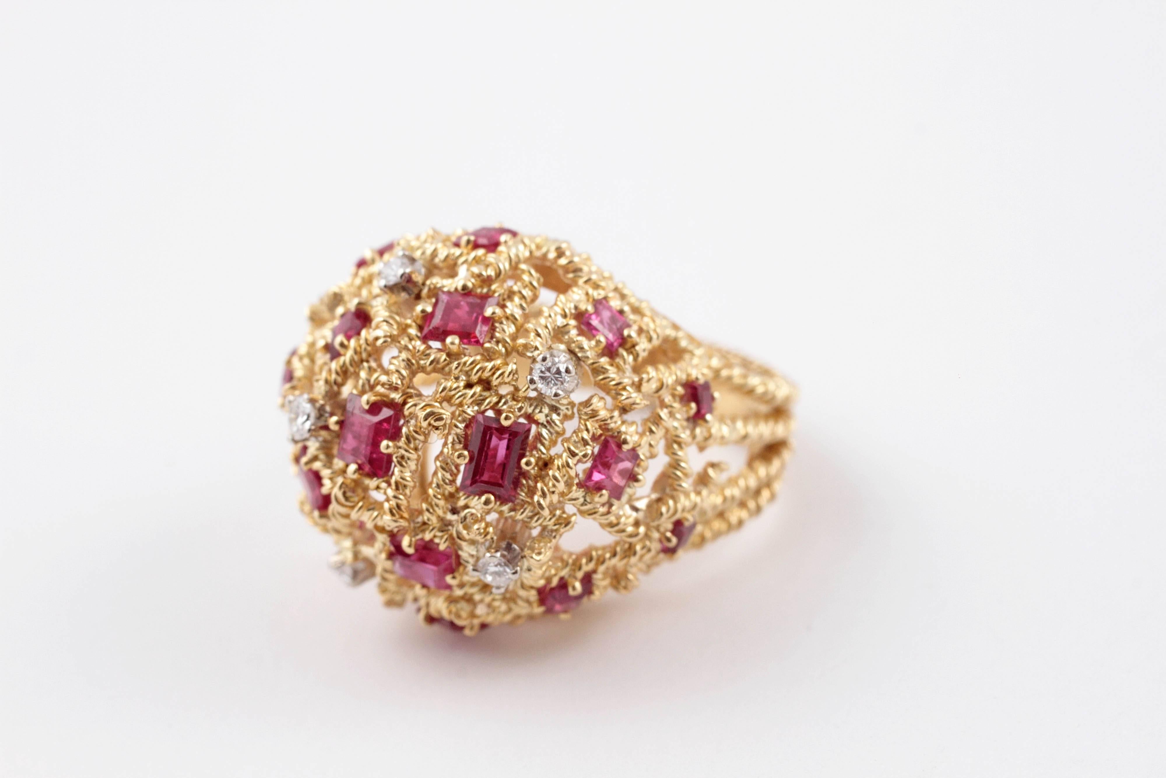 Two-Tone Large Ruby and Diamond Ring 4