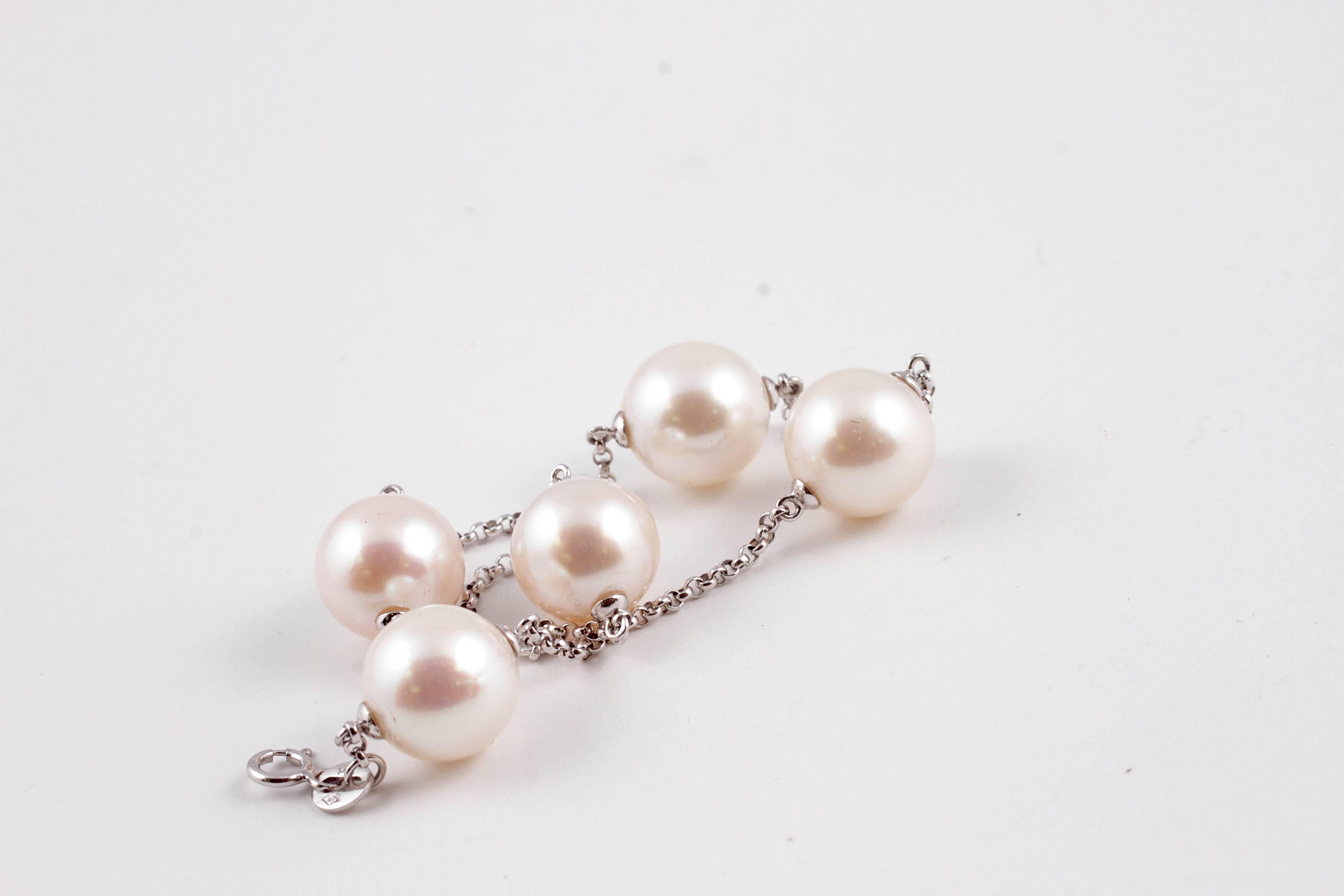 Mastoloni South Sea Cultured Pearl Bracelet White Gold For Sale 1