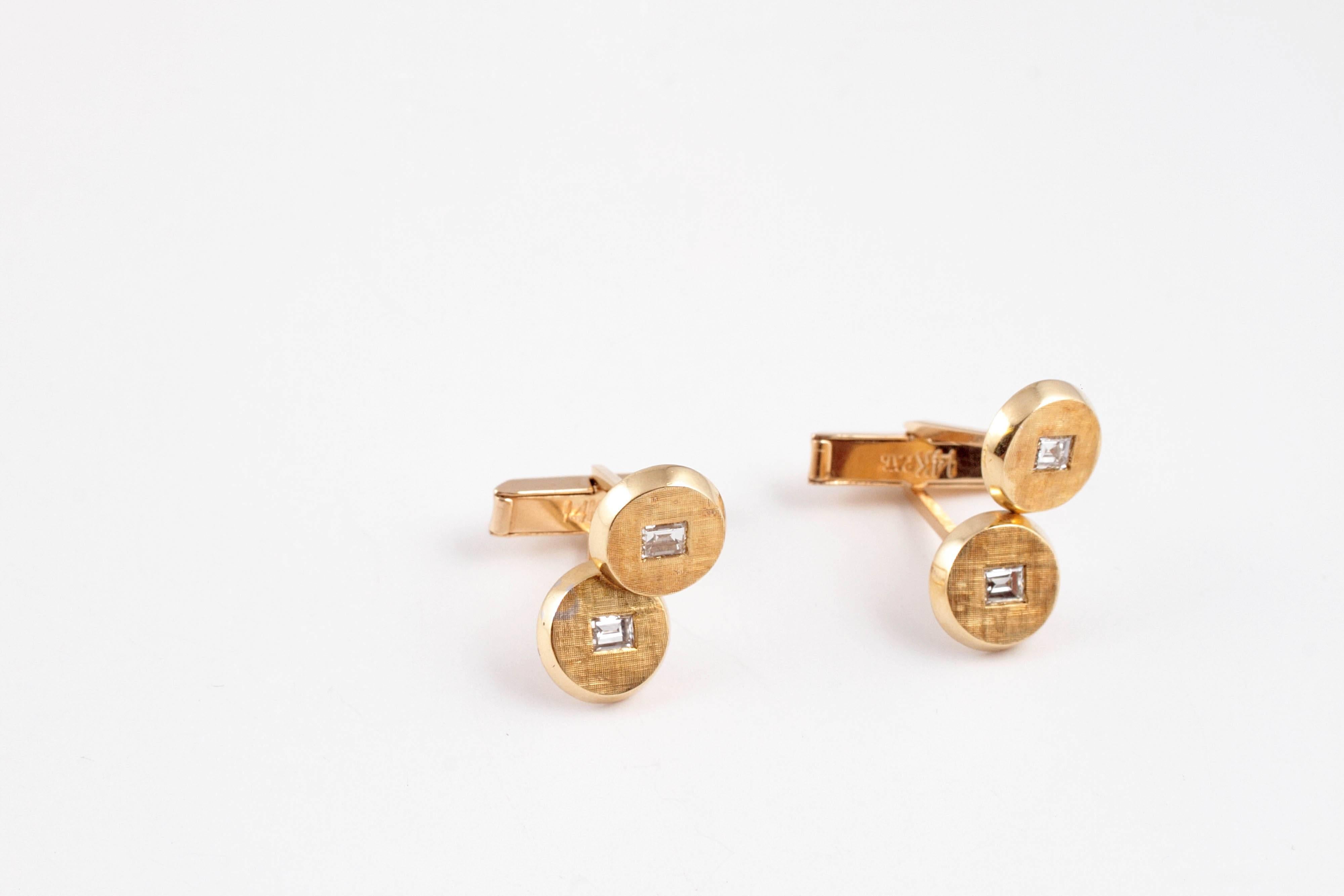 Men's 1.00 Carat Diamond Yellow Gold Cufflinks For Sale