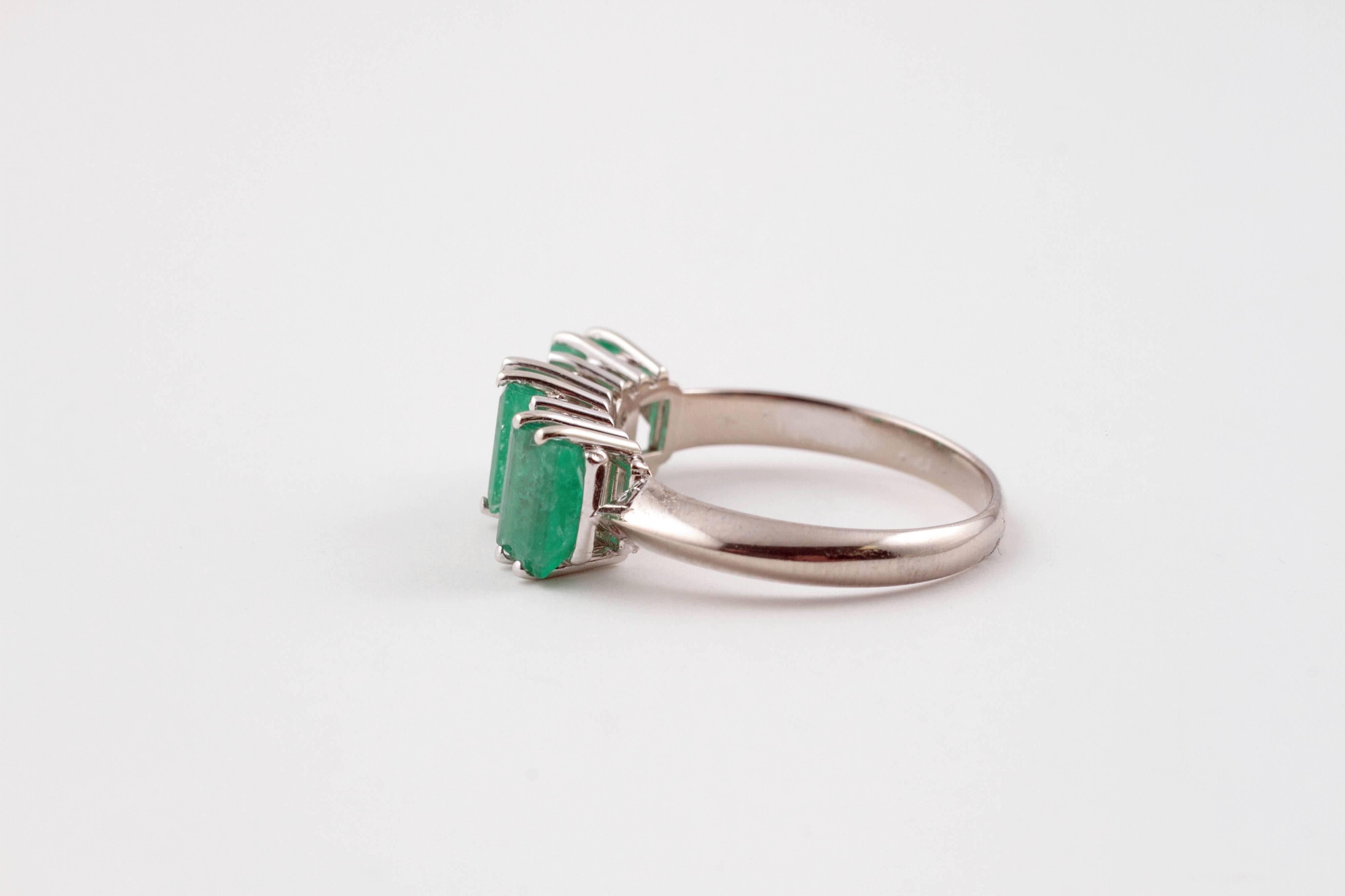 Emerald Diamond White Gold Ring 1