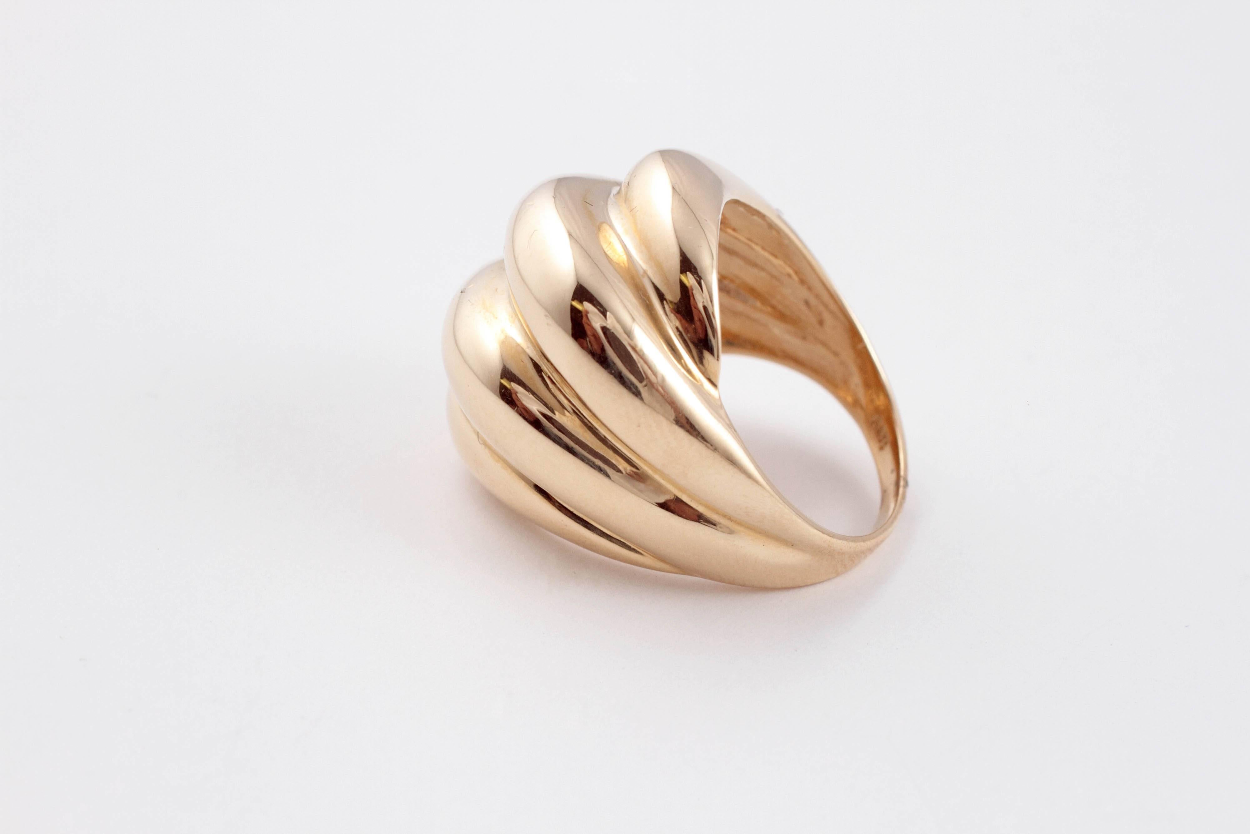 Yellow Gold Polished Fluted Form Ring 1