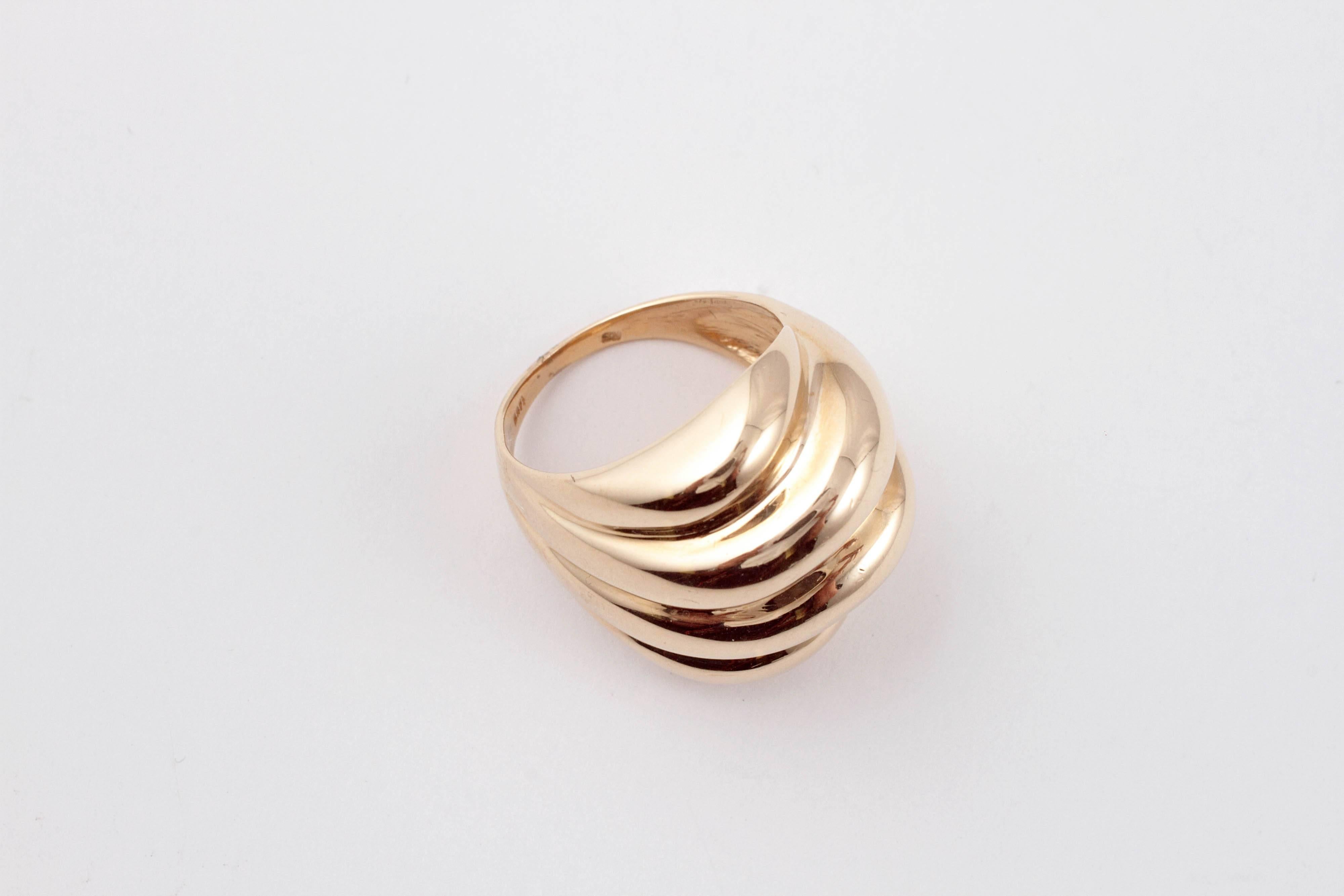 Yellow Gold Polished Fluted Form Ring 4