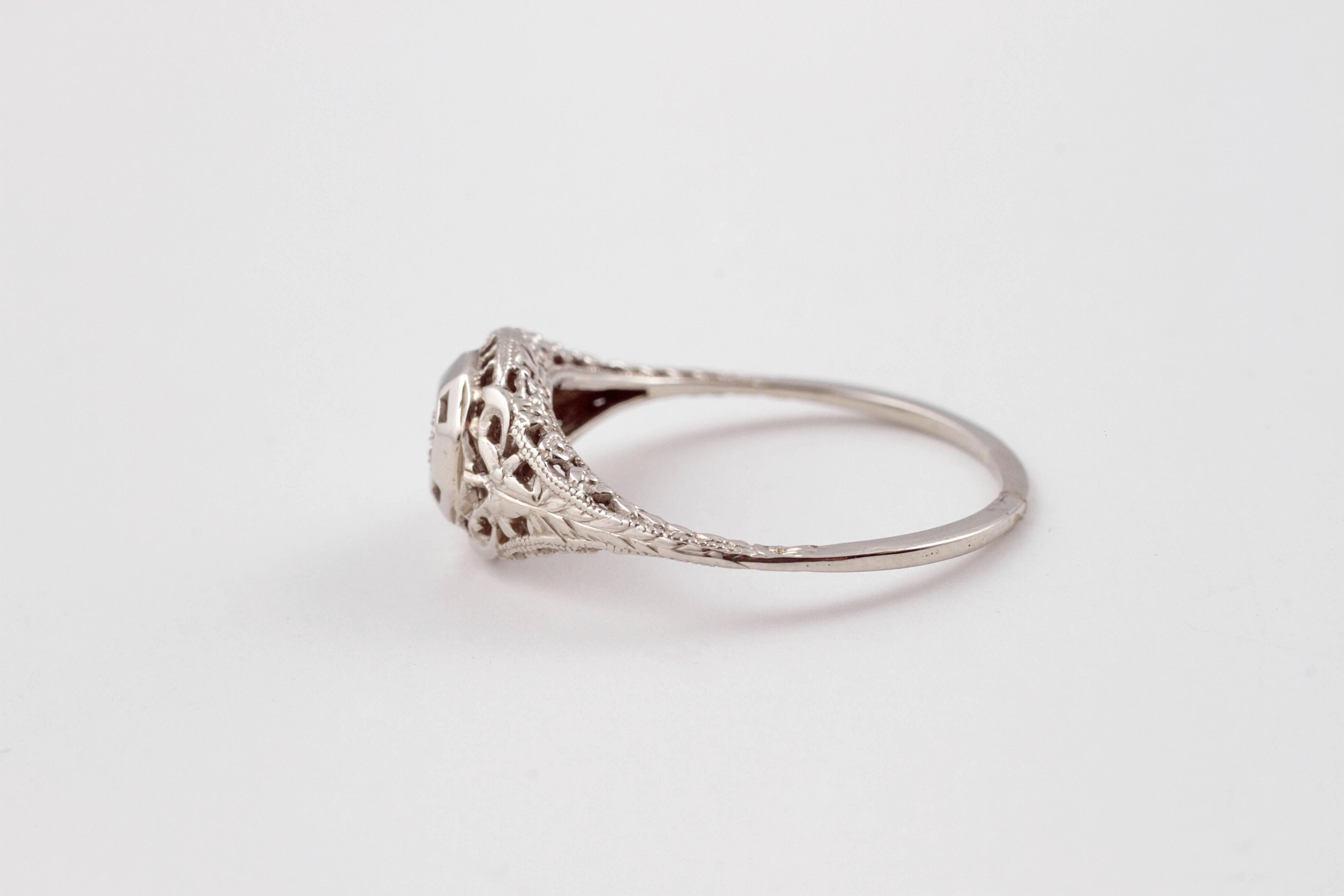 Art Deco Diamond Engagement Ring  1