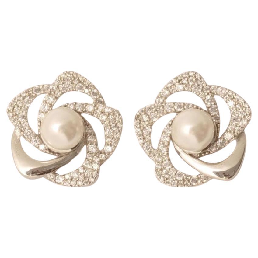 Floral Pearl Natural Diamond Stud Earrings in 14K Solid Gold (Certified)