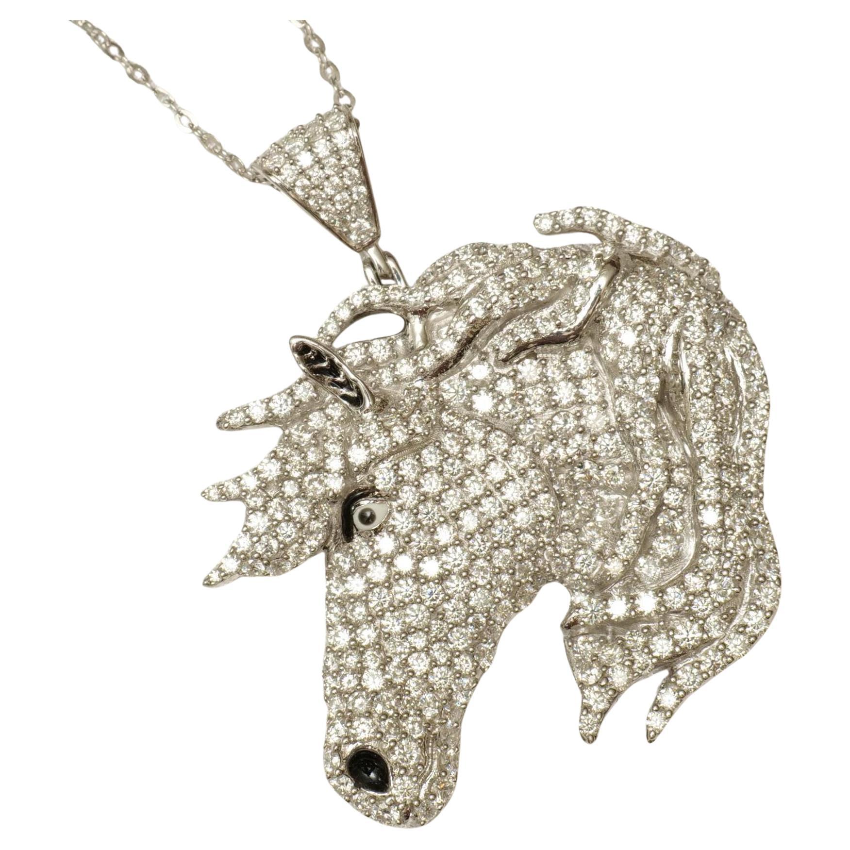 Horse Natural Diamond Hip Hop Animal Necklace in 14K Solid Gold (Certified) For Sale