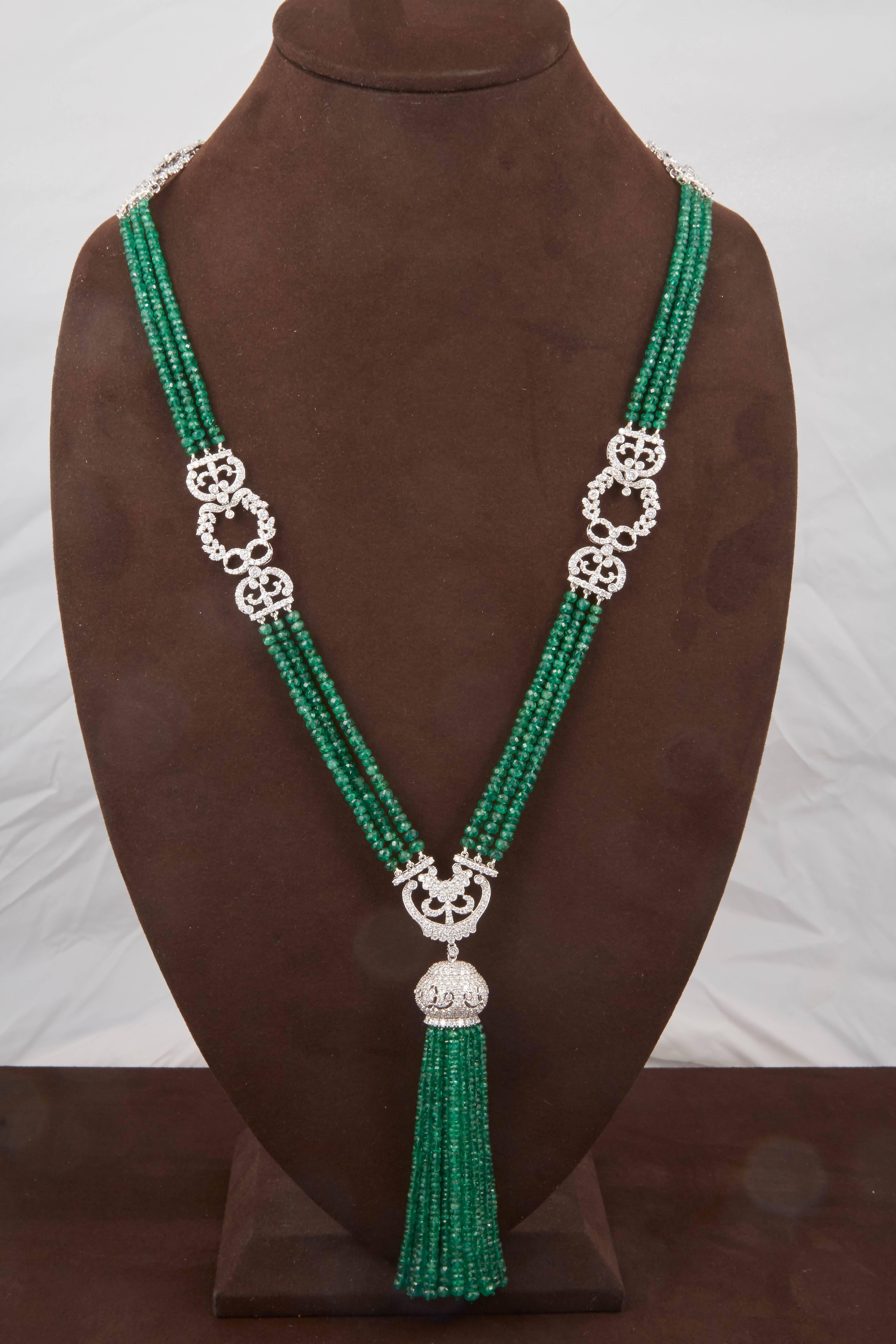 Unique Green Emerald and Diamond Tassel Necklace In New Condition For Sale In New York, NY