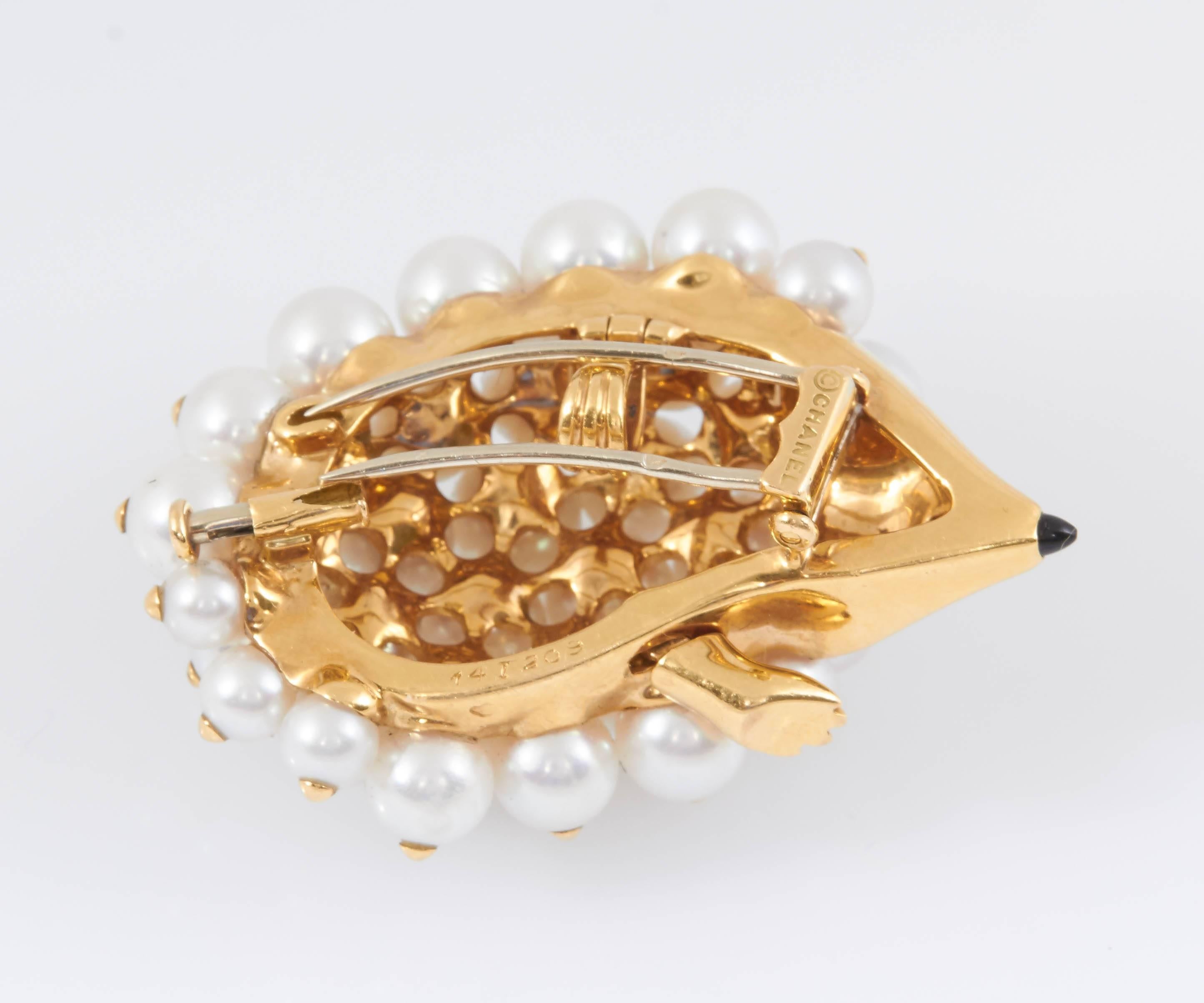 Chanel Pearl Gold Porcupine Pin In Good Condition In New York, NY