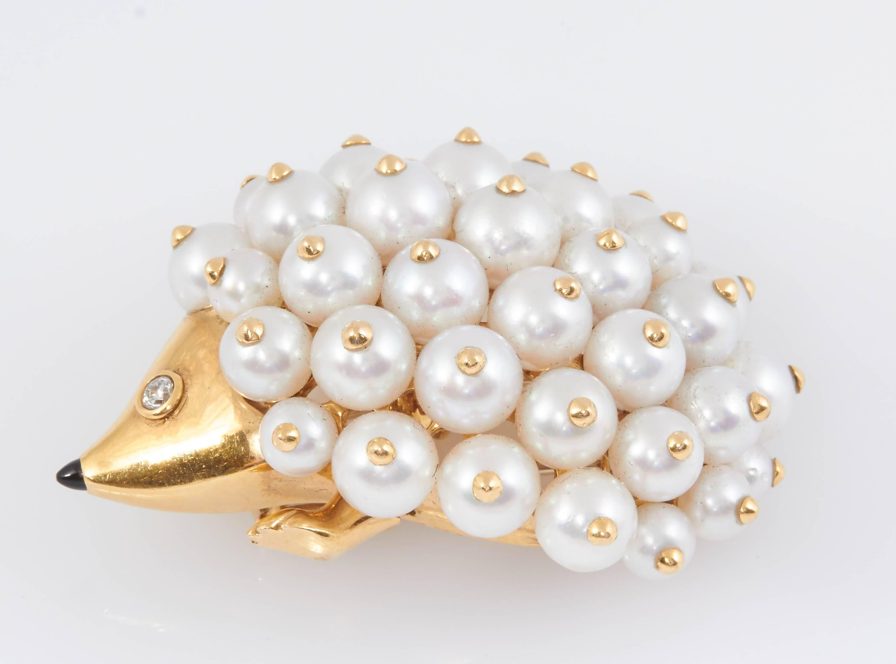 Chanel Pearl Gold Porcupine Pin 1
