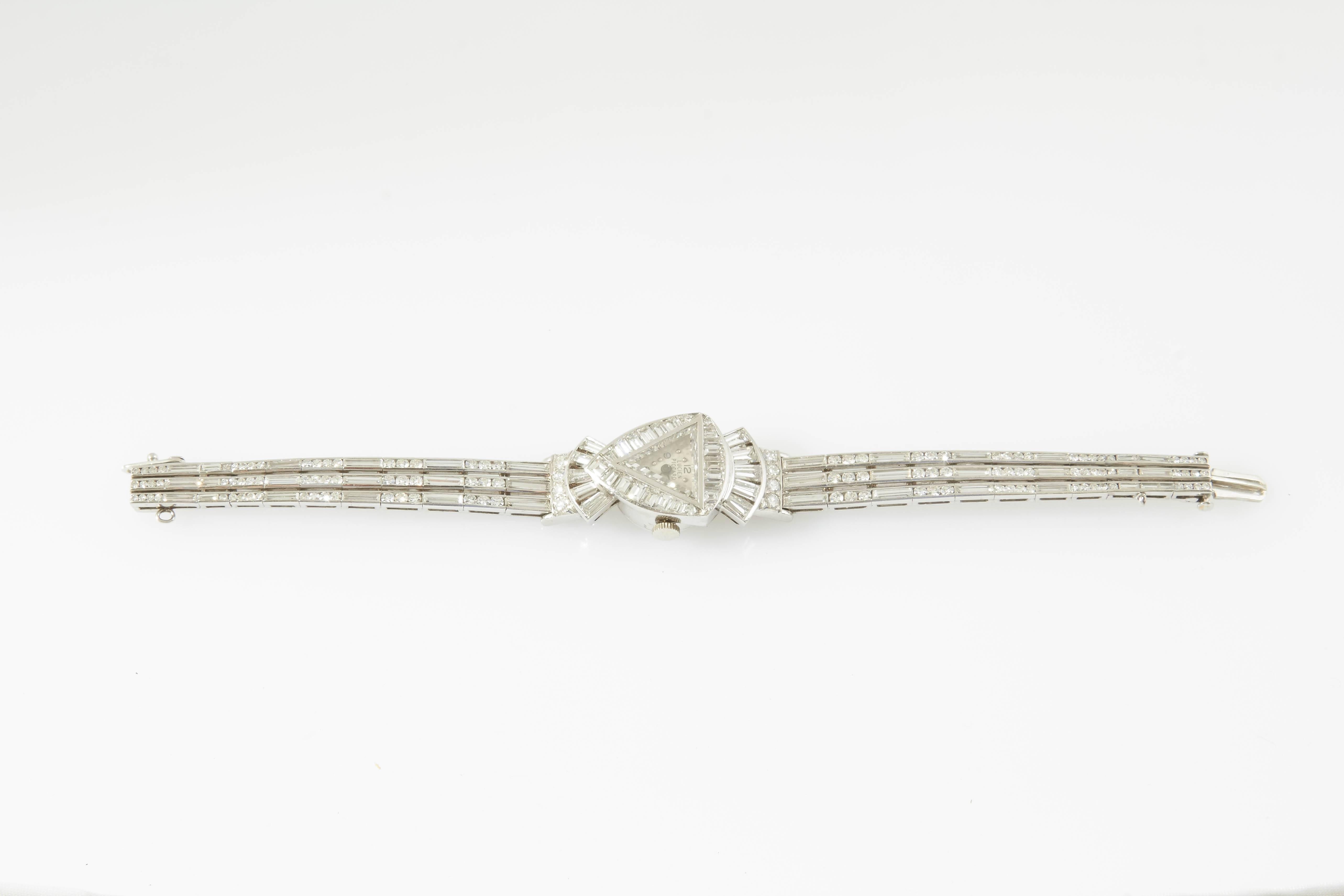 Lucien Piccard Damen Art Deco Platin-Diamant-Armbanduhr im Zustand „Gut“ im Angebot in New York, NY