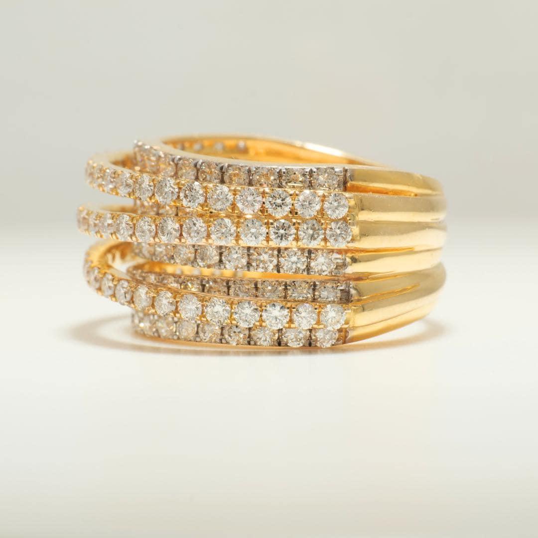 Bague à large bande et spirale de diamants en or massif 14K (certifié) Neuf - En vente à New Delhi, DL