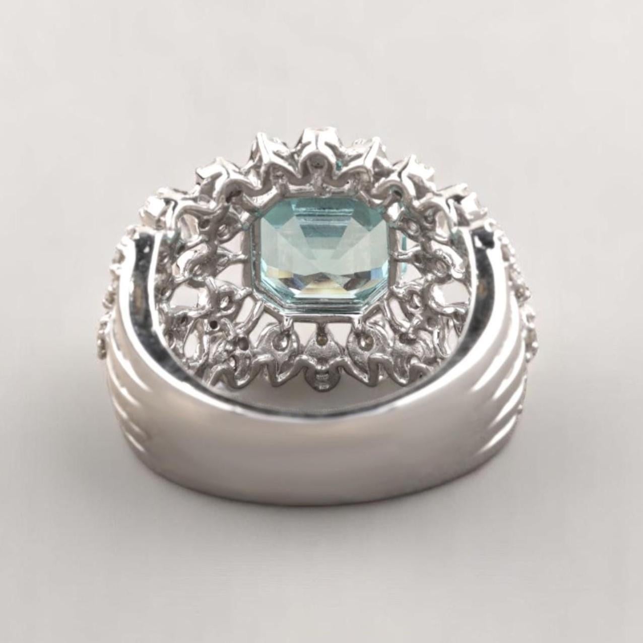 Bague en or massif 14k avec aigue-marine et diamant (certifié) Neuf - En vente à New Delhi, DL