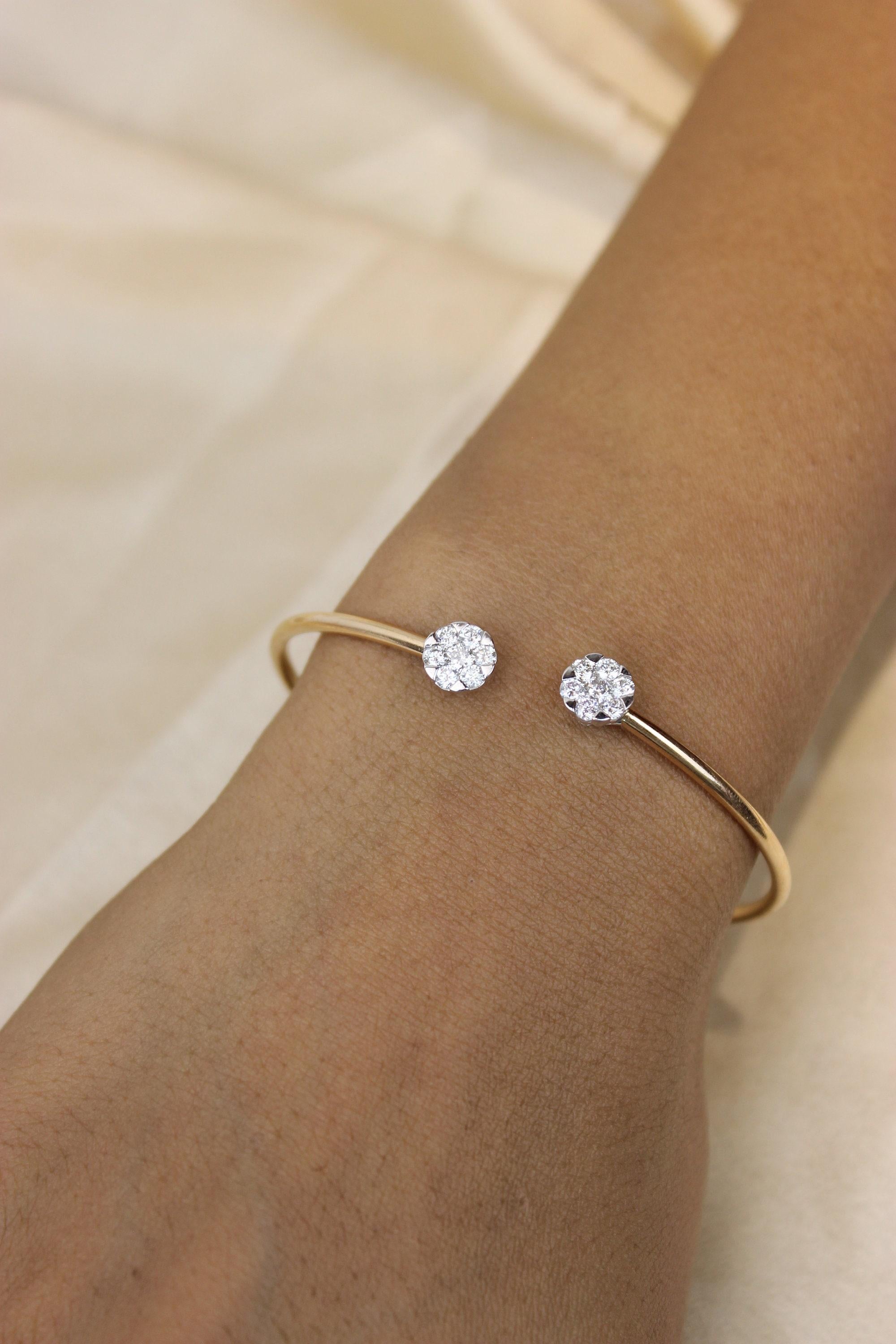 Art déco Bracelet manchette ouvert en or massif 14K avec fleurs et diamants (certifié) en vente