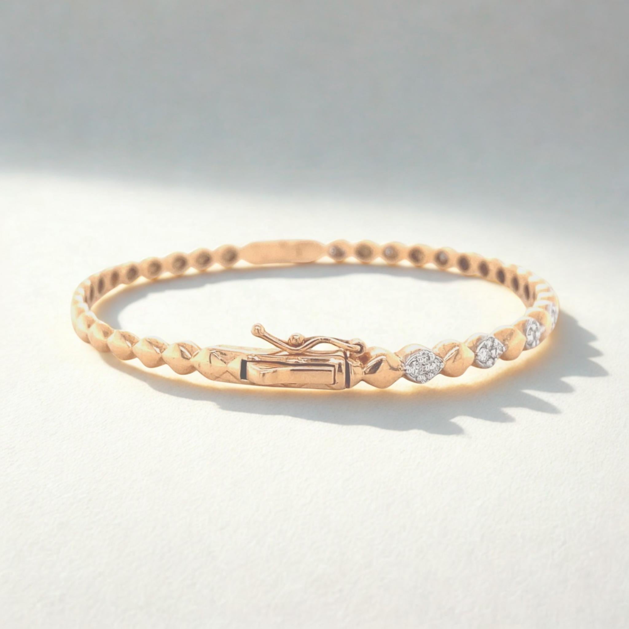 Bubble Drop design bangle bracelet in 14k Solid Gold (Certified) In New Condition For Sale In New Delhi, DL