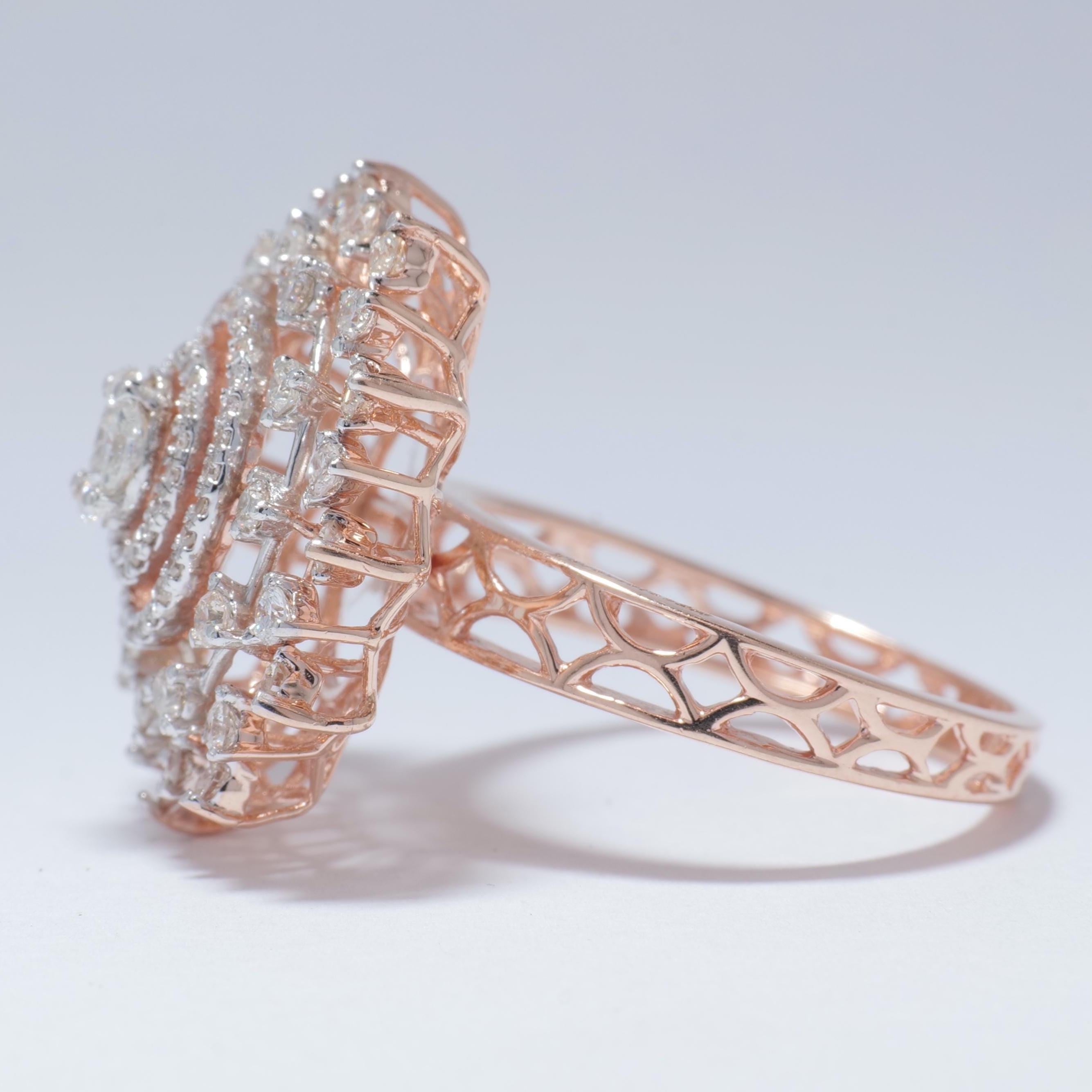 Donna Anello con diamante a forma di fiore in oro massiccio 14K (certificato) in vendita
