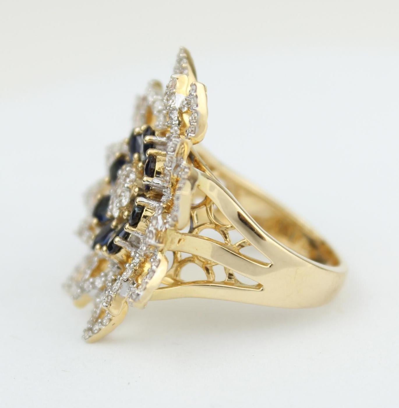 Bague fleur diamant saphir bleu en or massif 14K (certifié) Pour femmes en vente