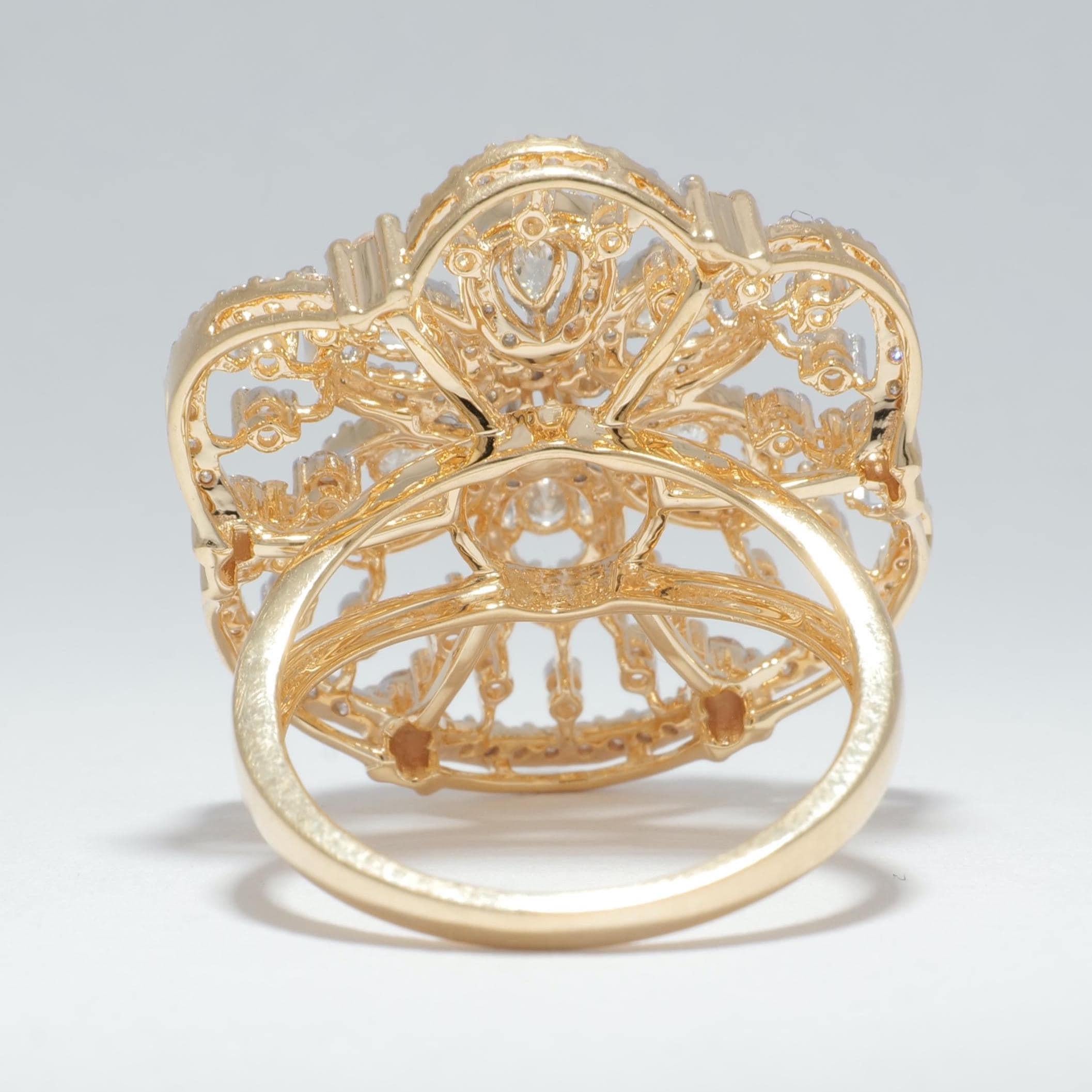 Blumencluster-Diamantring aus 14k massivem Gold (zertifiziert) Damen im Angebot