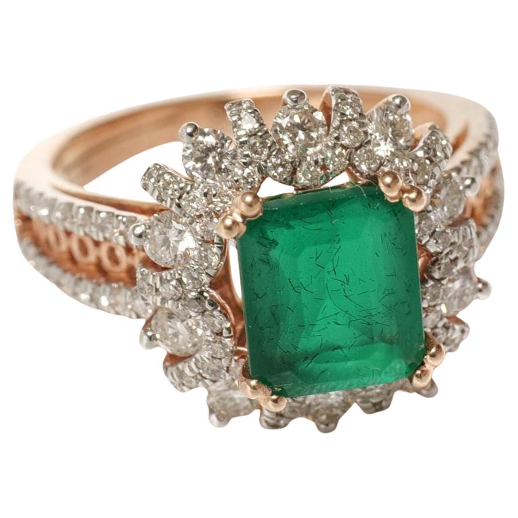Emerald Halo Diamond Ring in 14k Solid Gold (Certified) For Sale