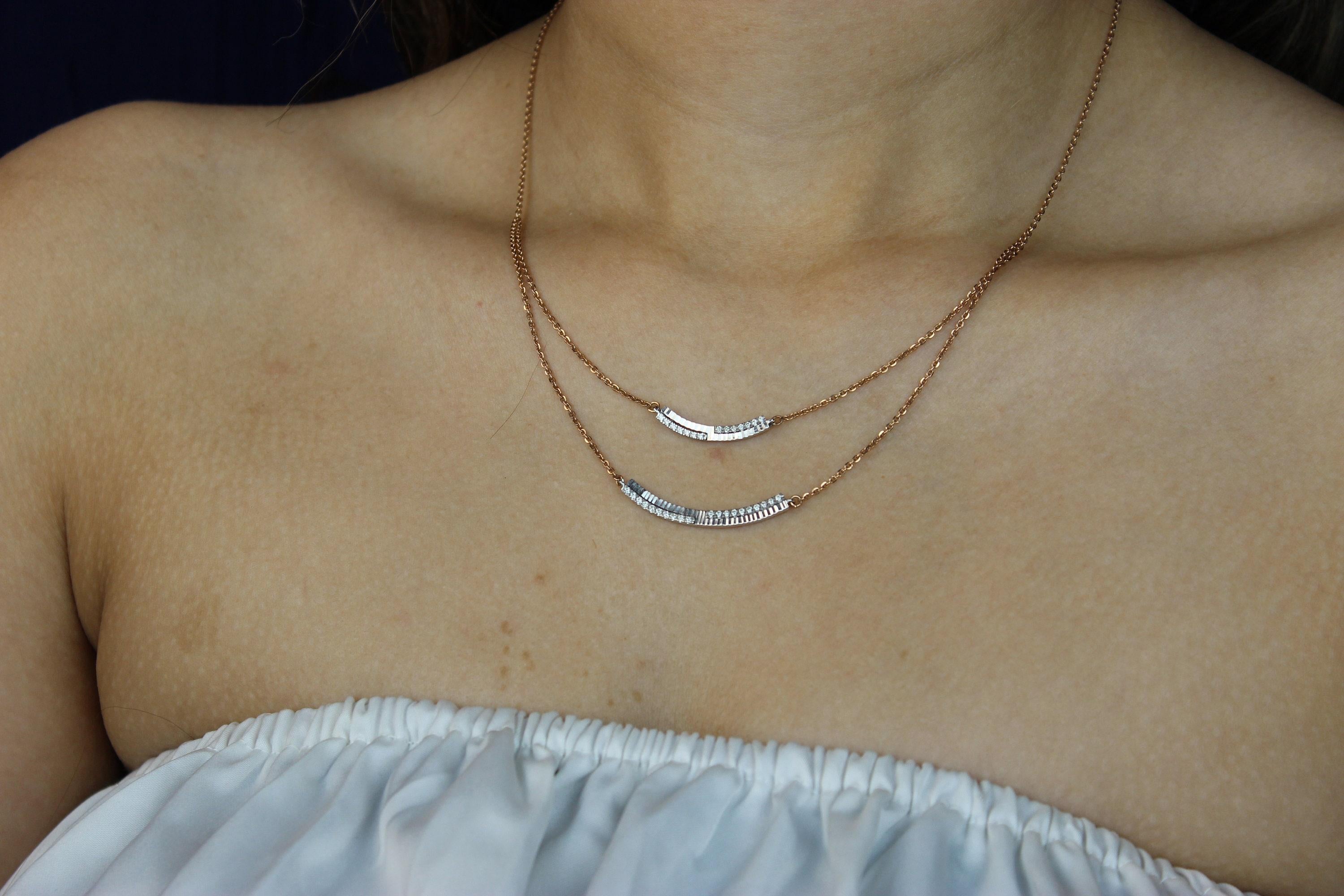 Collier en or massif 14k à double arc et diamants superposés (certifié) Neuf - En vente à New Delhi, DL
