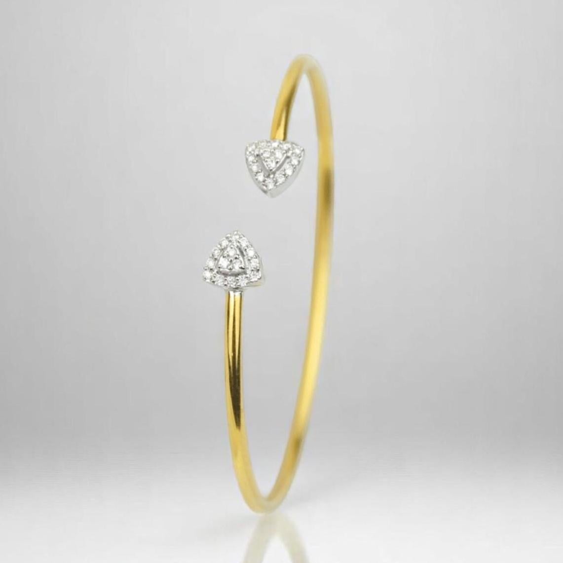 Bracciale Triangle Cuff Halo Diamond in oro massiccio 14K (certificato) In condizioni Nuovo in vendita a New Delhi, DL