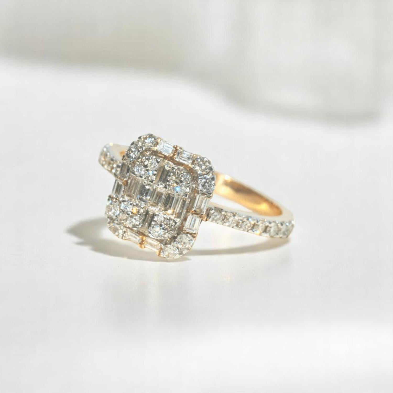 Runder & Baguette-Illusion-Diamant-Goldring aus 14k massivem Gold (zertifiziert) (Rundschliff) im Angebot