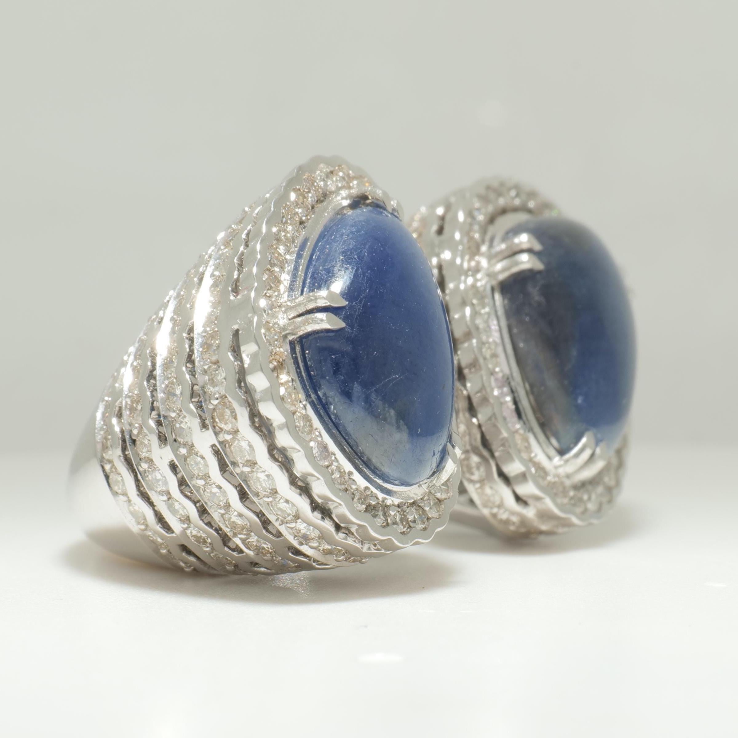 Bague à manchette ouverte en or massif 14k avec saphir bleu et diamant (certifié) Neuf - En vente à New Delhi, DL