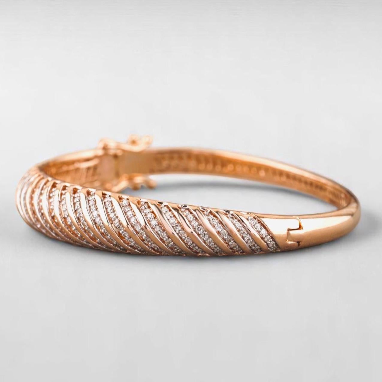 Bracelet à charnière avec diamant en or massif 14K (certifié) Pour femmes en vente