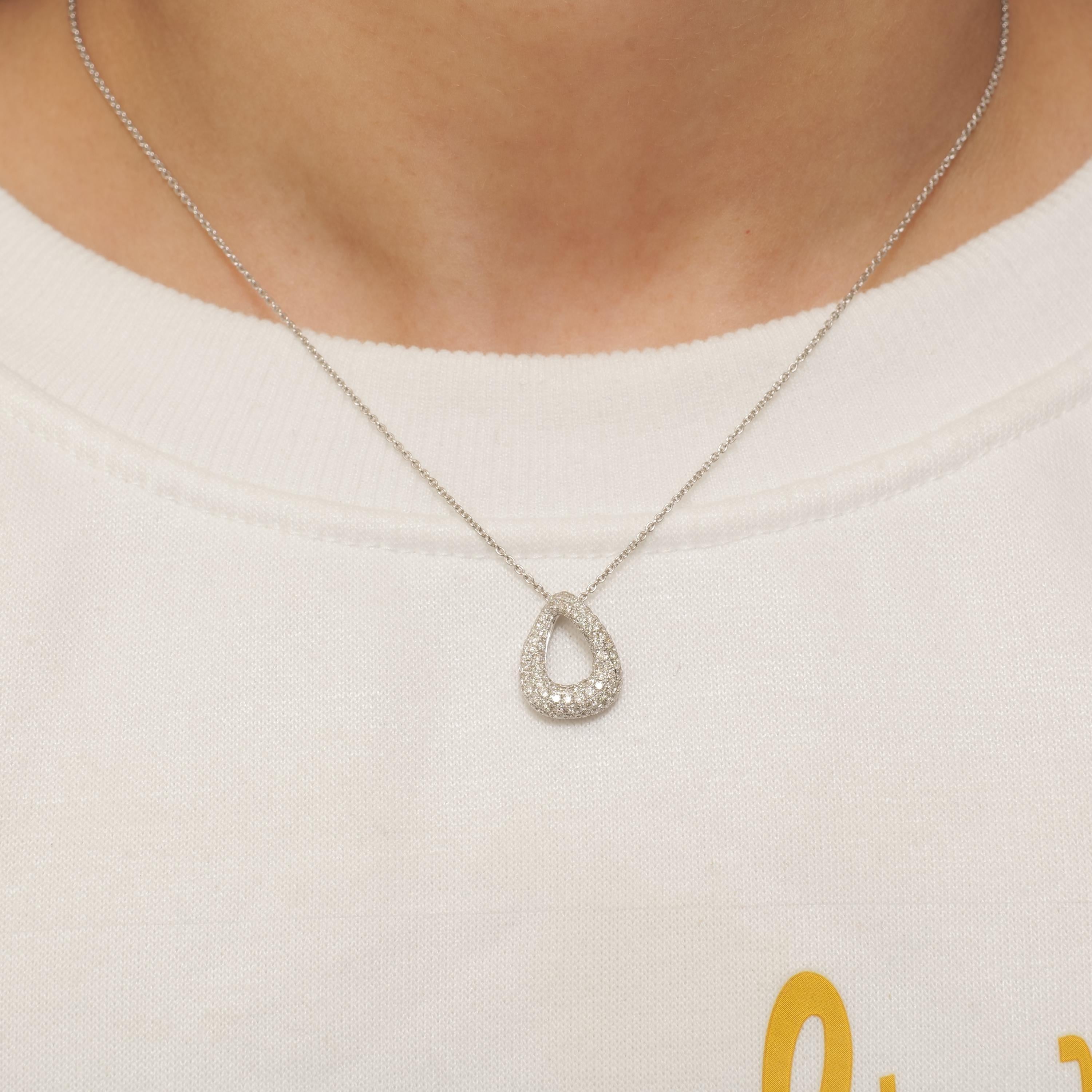 Art Déco Ciondolo con diamante a goccia in oro massiccio 14k (certificato) in vendita