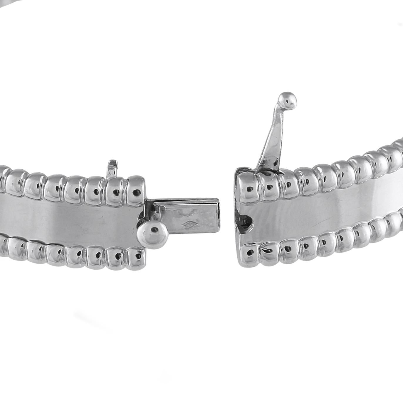 Van Cleef & Arpels Pulsera Perle Oro Blanco 18K Talla Pequeña en Excelente estado para la venta en Southampton, PA