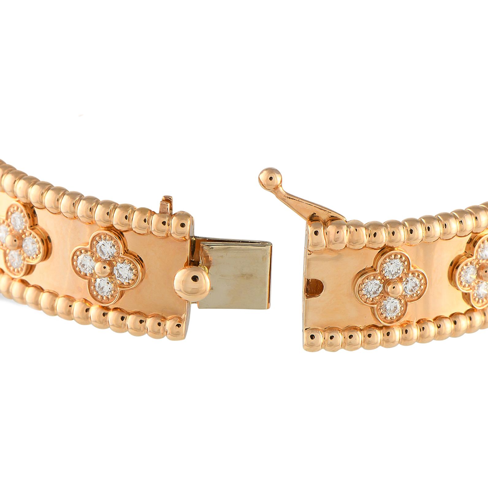 Van Cleef & Arpels Tréboles de oro rosa de 18 quilates Pulsera de diamantes Talla pequeña Corte redondo en venta