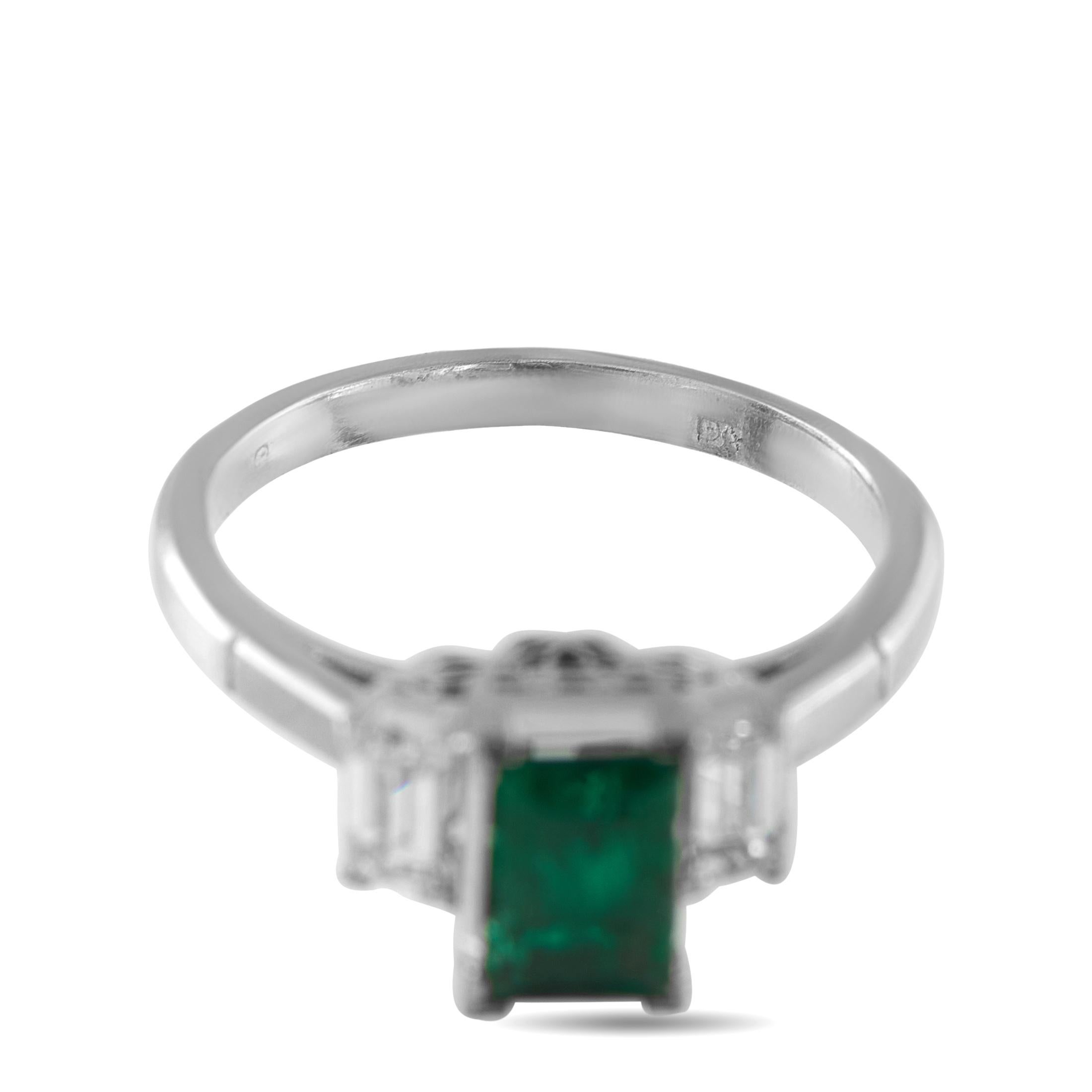 Platin 0,38ct Diamant und Smaragd Ring Damen im Angebot
