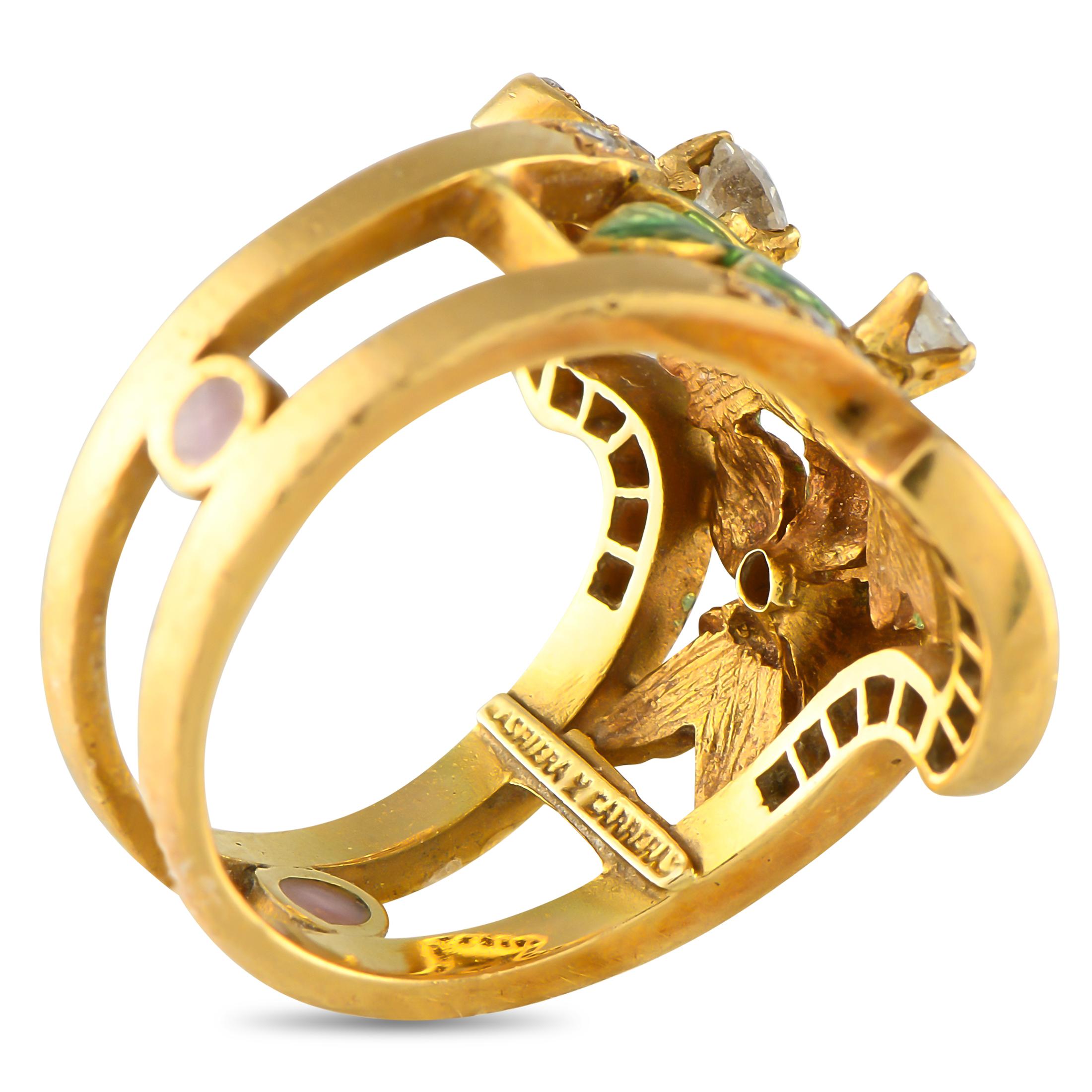 Taglio rotondo Anello floreale in oro giallo 18 carati con diamante e smalto da 0,45 carati di Masriera in vendita
