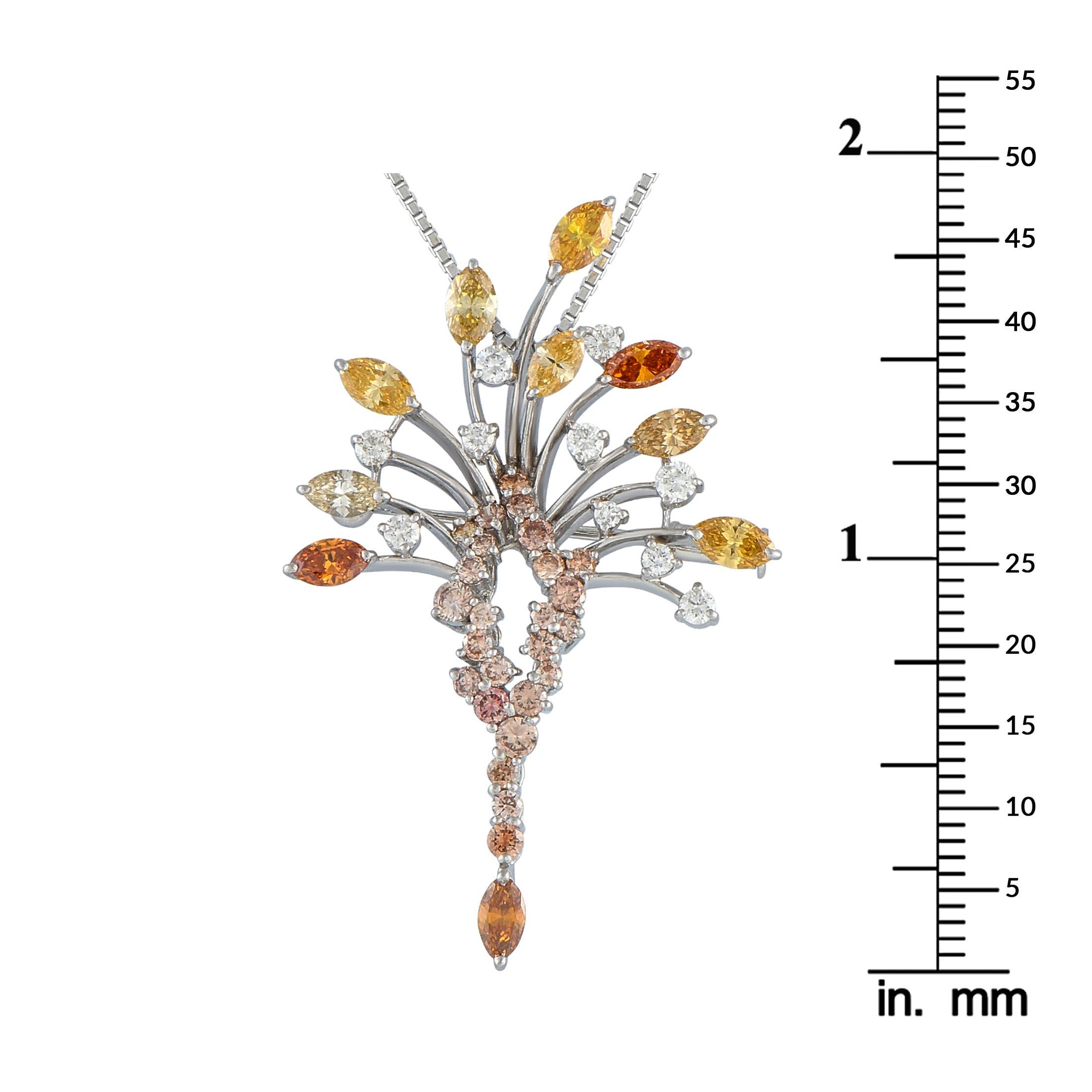 Collana in platino con diamanti naturali colorati da 3,44 carati In condizioni ottime in vendita a Southampton, PA