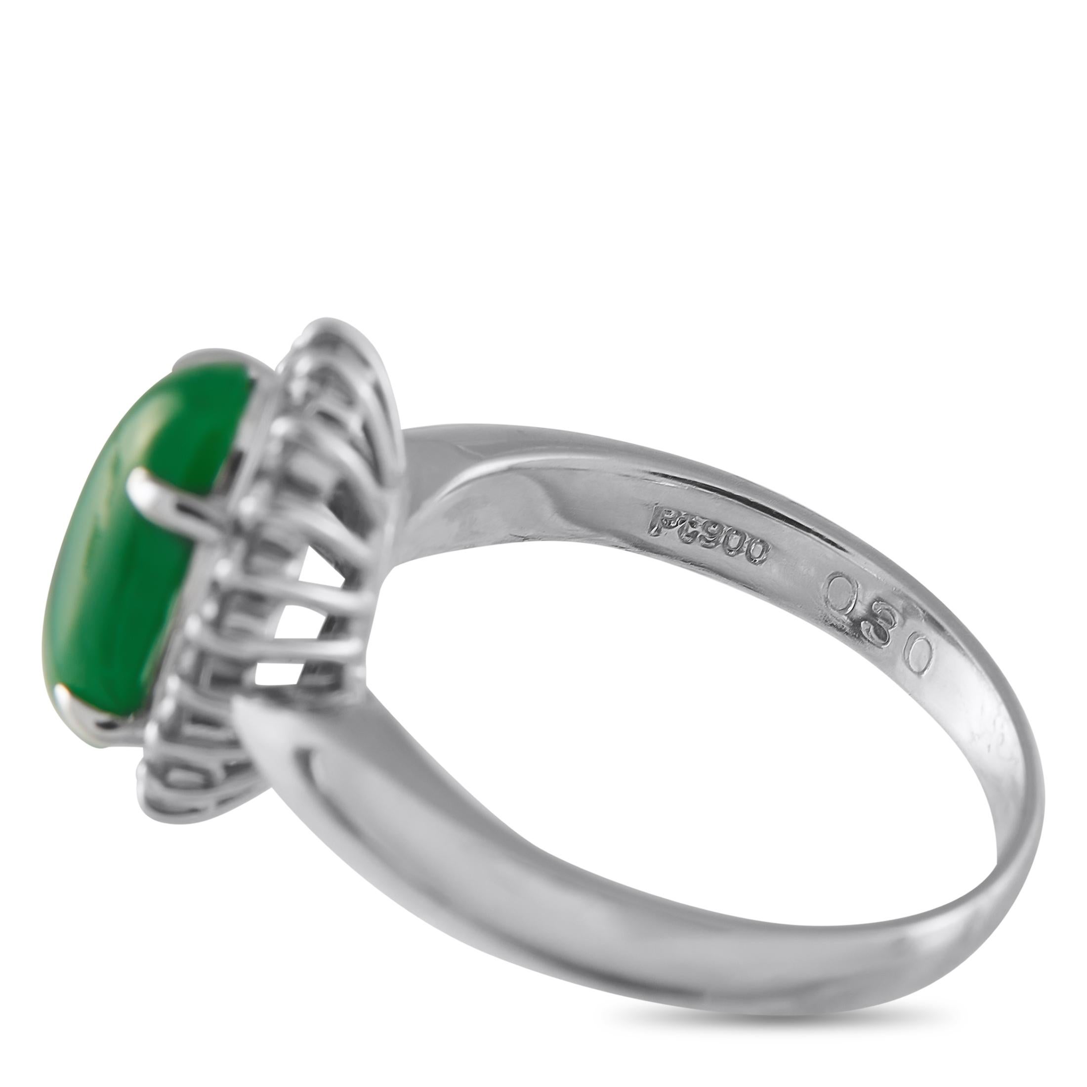 Platin 0.30 Karat Diamant und Jade Ring im Zustand „Hervorragend“ im Angebot in Southampton, PA