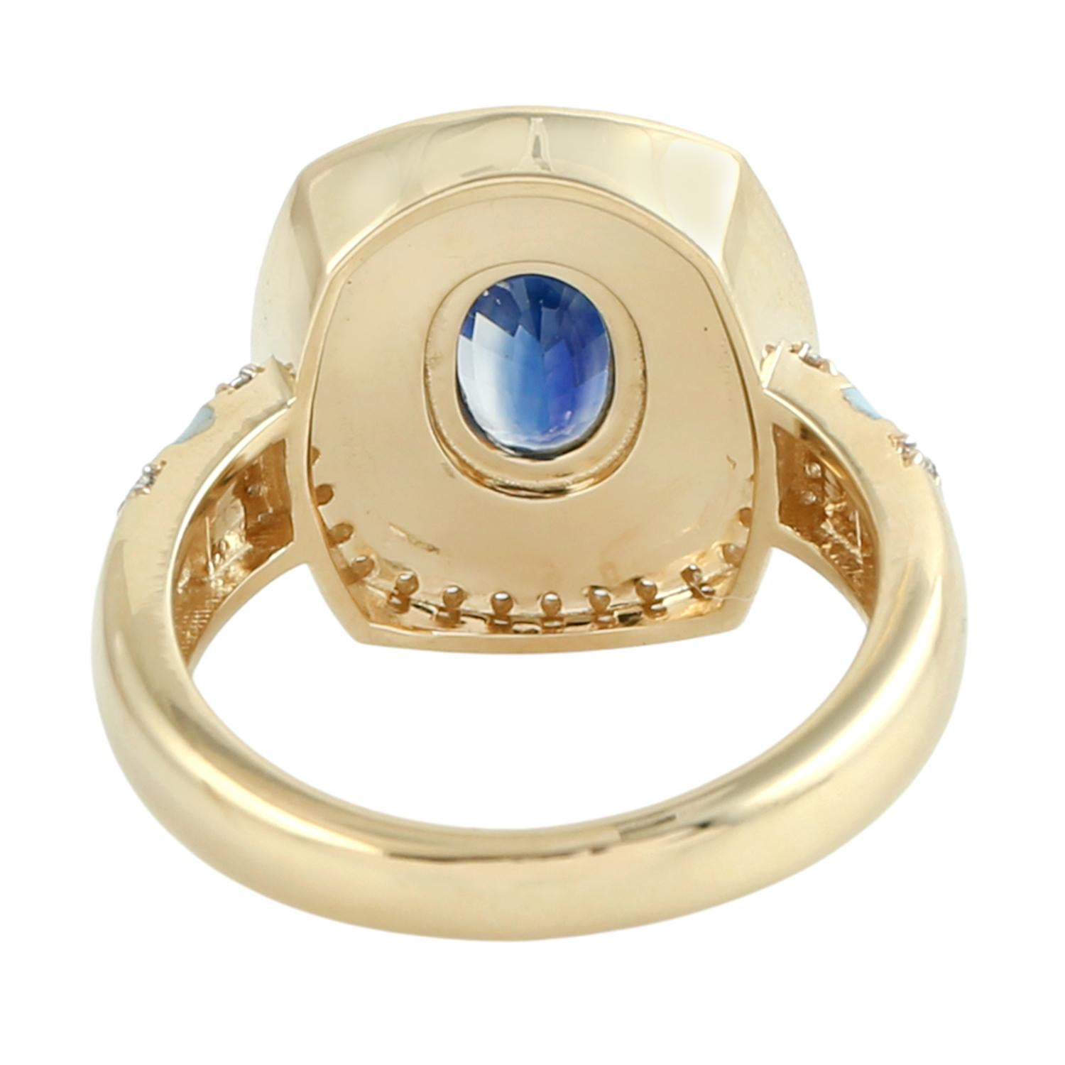 Art Déco Anello con zaffiro blu di Ceylon, diamanti e smalto in oro giallo 14k in vendita