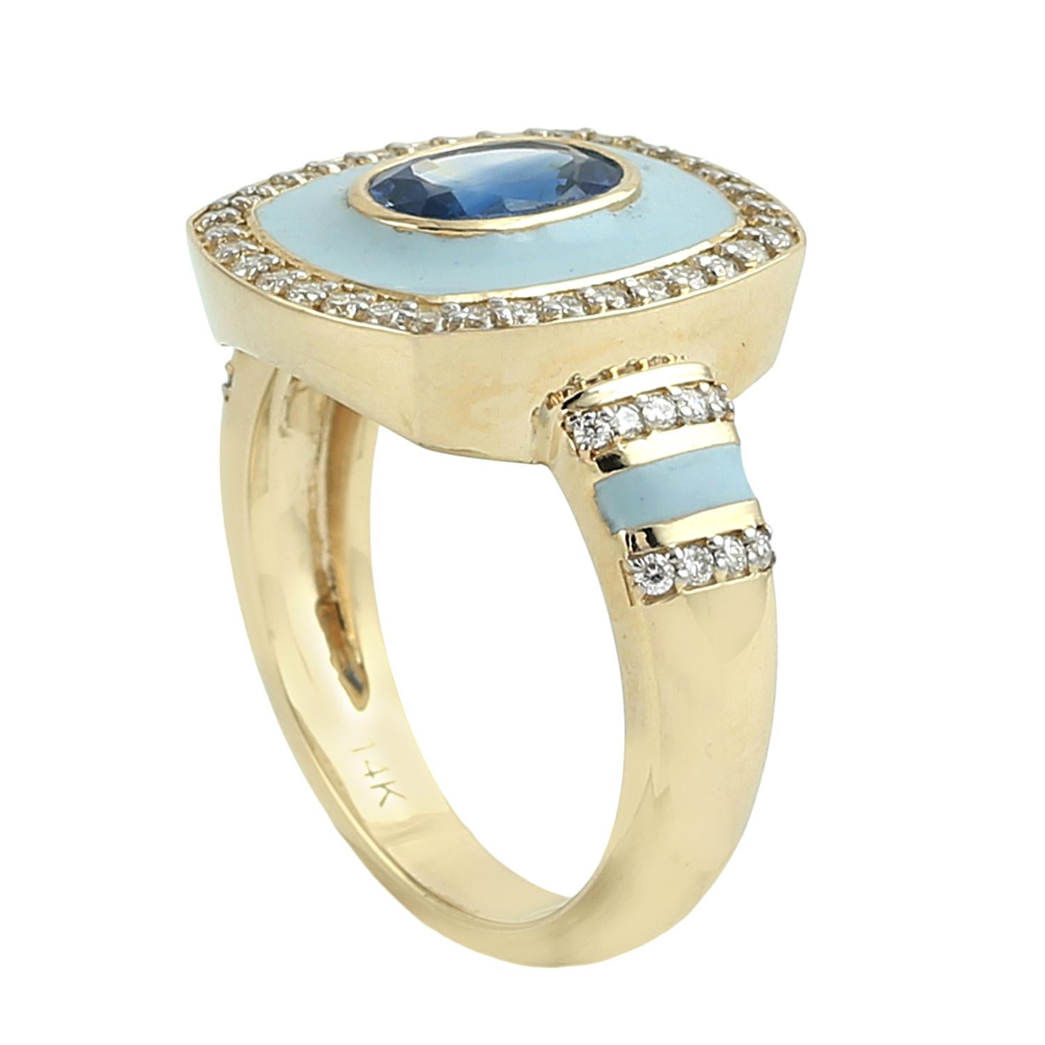 Taglio misto Anello con zaffiro blu di Ceylon, diamanti e smalto in oro giallo 14k in vendita