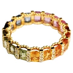 Bague d'éternité en or jaune 18k avec saphirs multiples et diamants