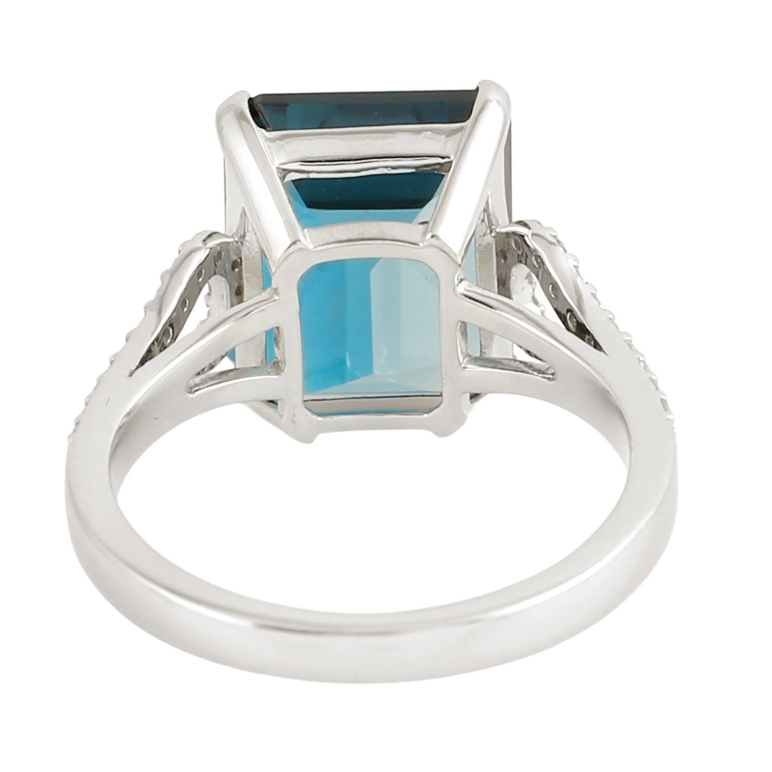 Oktogen geformter Londoner Blautopas Ring mit Diamanten aus 14k Weißgold (Gemischter Schliff) im Angebot