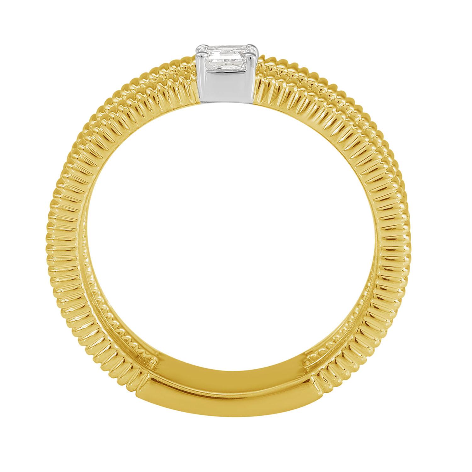 Strukturierter Masai-Ring mit Diamant-Akzent im Asscher-Schliff aus 18 Kt Gelbgold (Gemischter Schliff) im Angebot