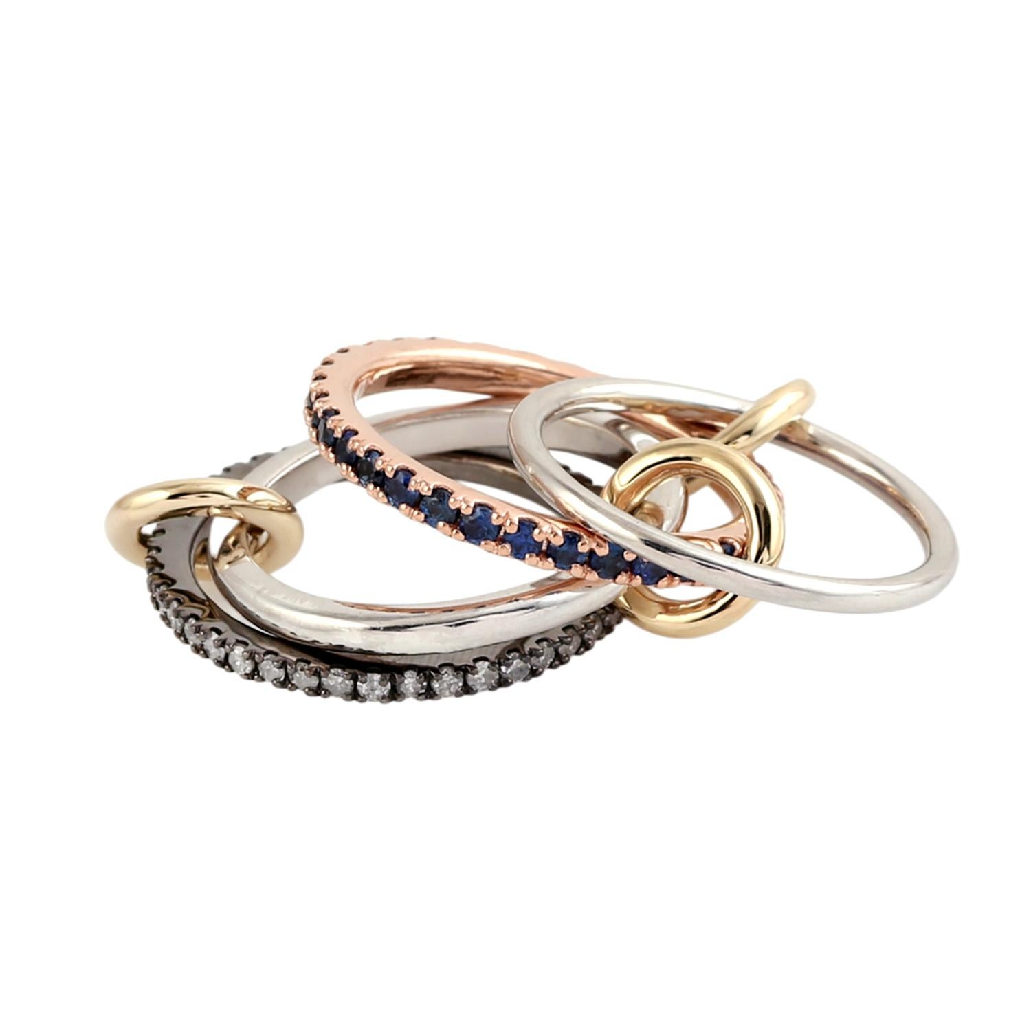 Taglio misto Anello a fascia con zaffiro blu e pavé di diamanti in oro e argento 14k in vendita