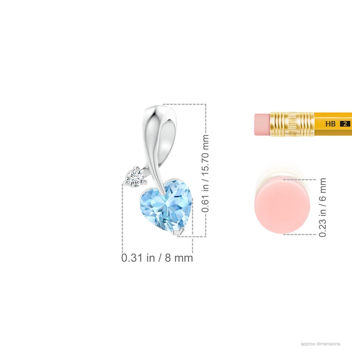 Cuore Angara Ciondolo a nastro con acquamarina naturale a forma di cuore e diamante in platino in vendita