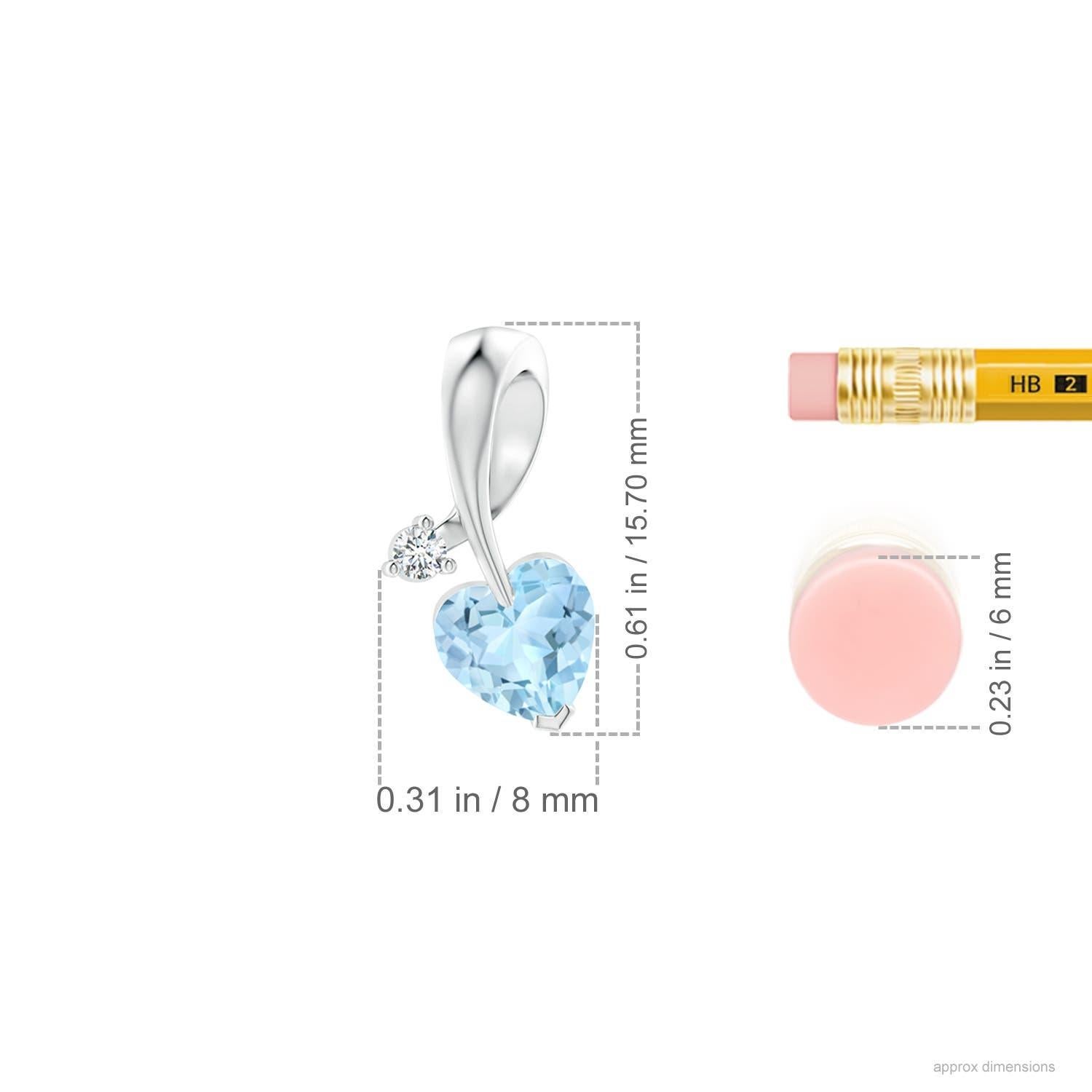 Cuore Angara Ciondolo a nastro con acquamarina naturale a forma di cuore e diamante in platino in vendita