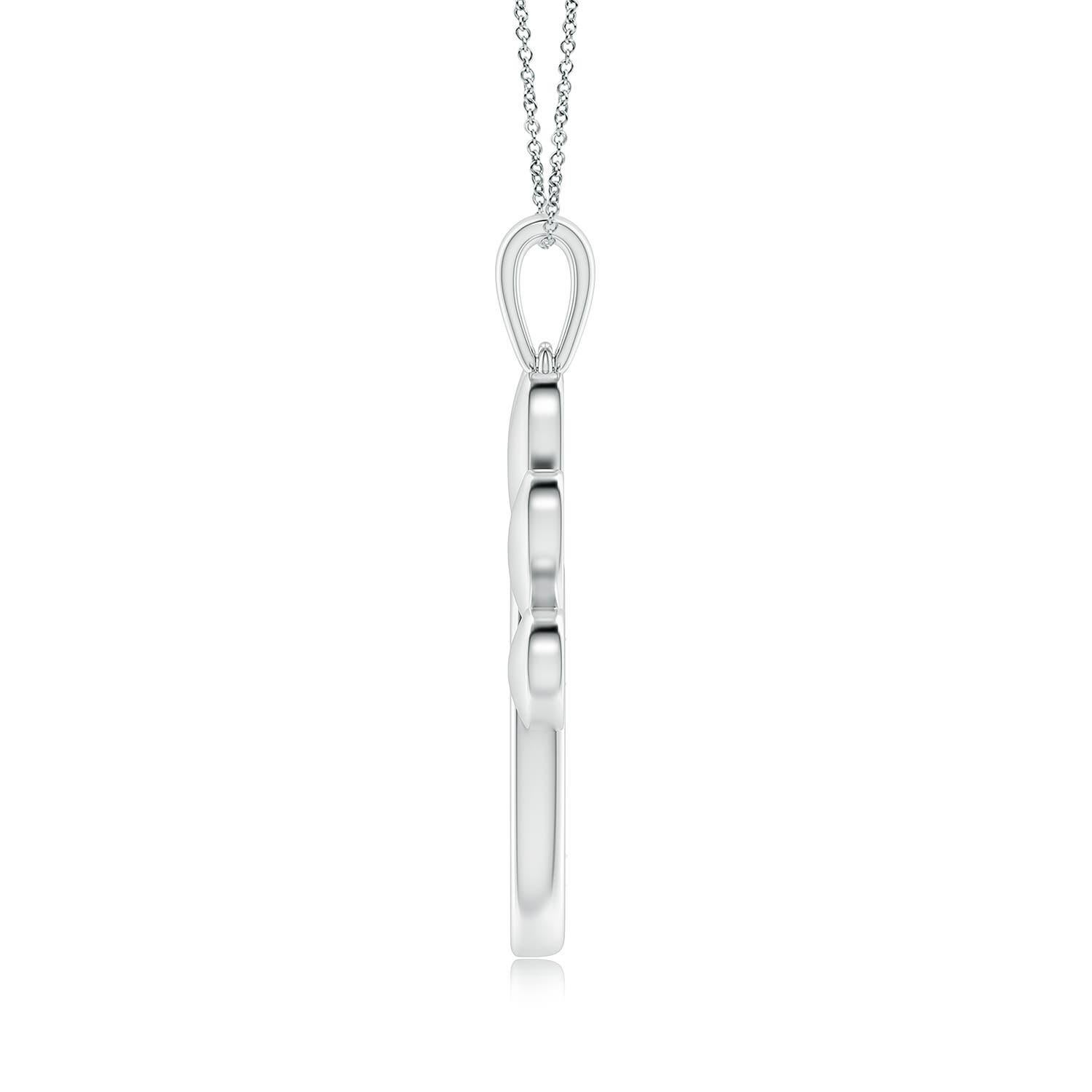 Caratterizzato da un adorabile disegno a zampa di cane, questo ciondolo con diamante è realizzato in argento. I diamanti scintillanti sono incastonati in un'incastonatura di pava sulla zampa lucente e hanno un aspetto squisito. Heldly, che si regge