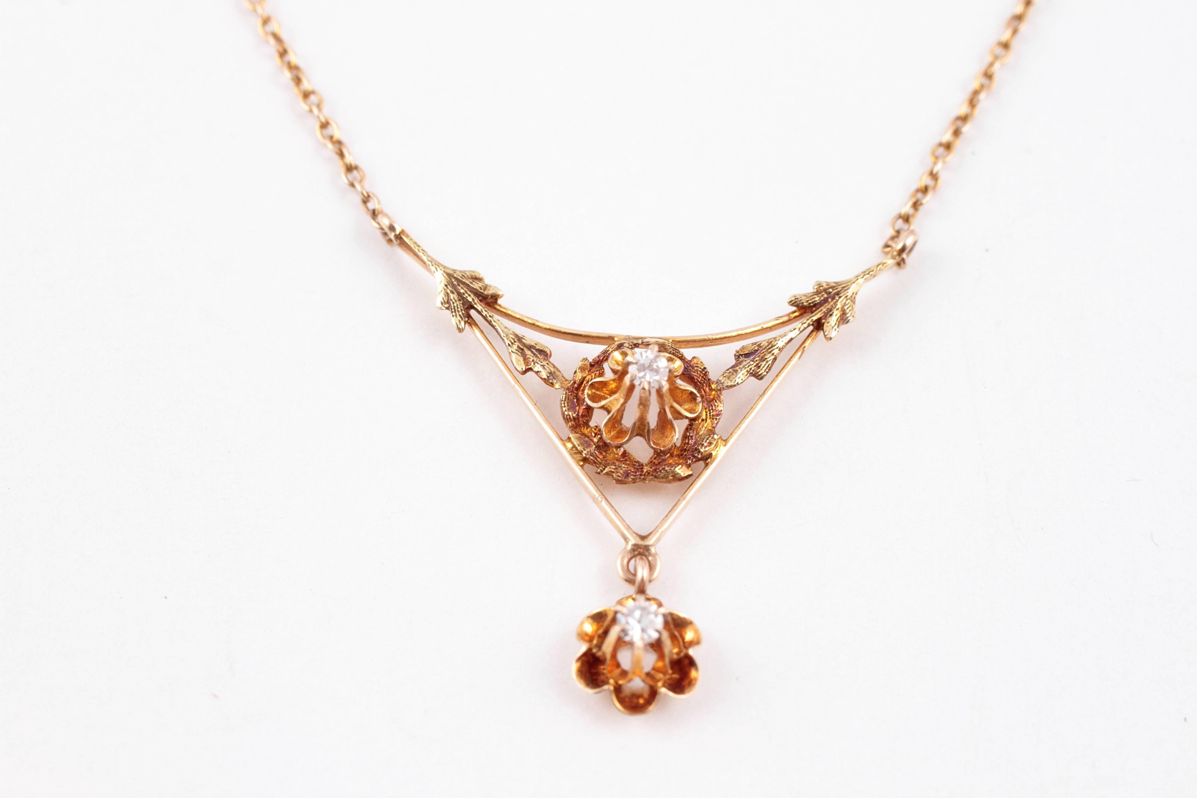 Round Cut Diamond Lavalier Yellow Gold Necklace, circa 1930 For Sale