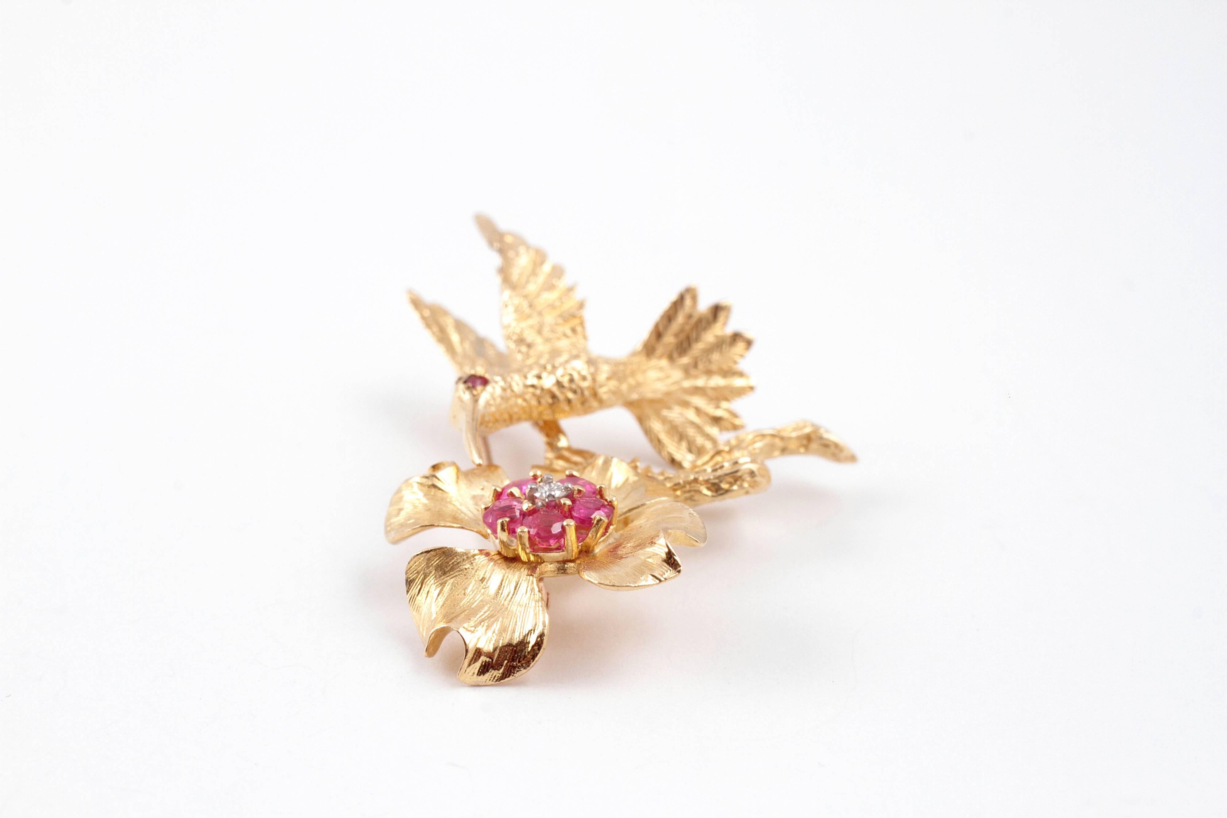 Women's or Men's Burma Ruby Diamond Yellow Gold Hummingbird Brooch